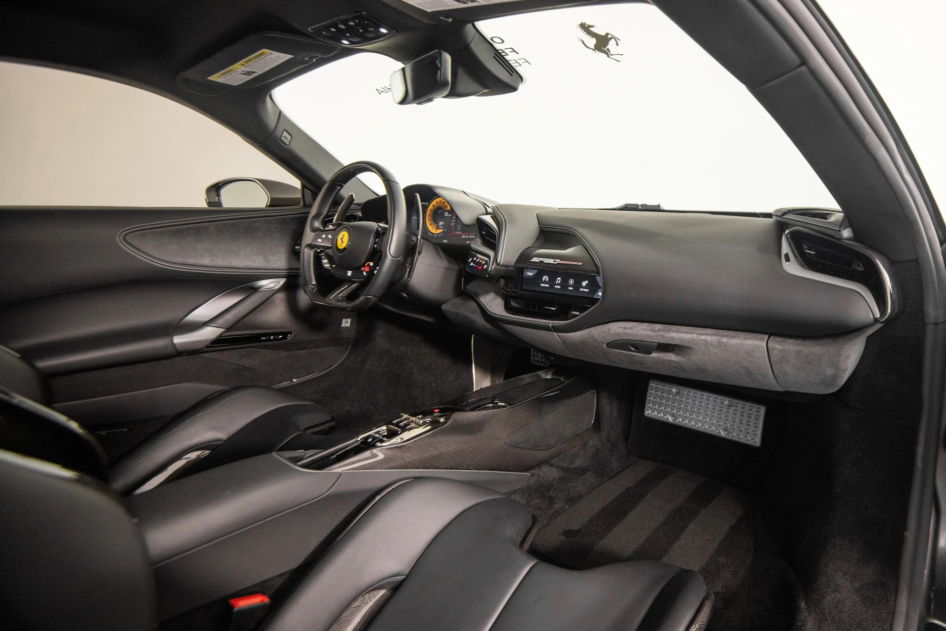 mph016_206782384_0d2ac938ae27474bbb5e394a4a2ac006_90c9ce3e2b