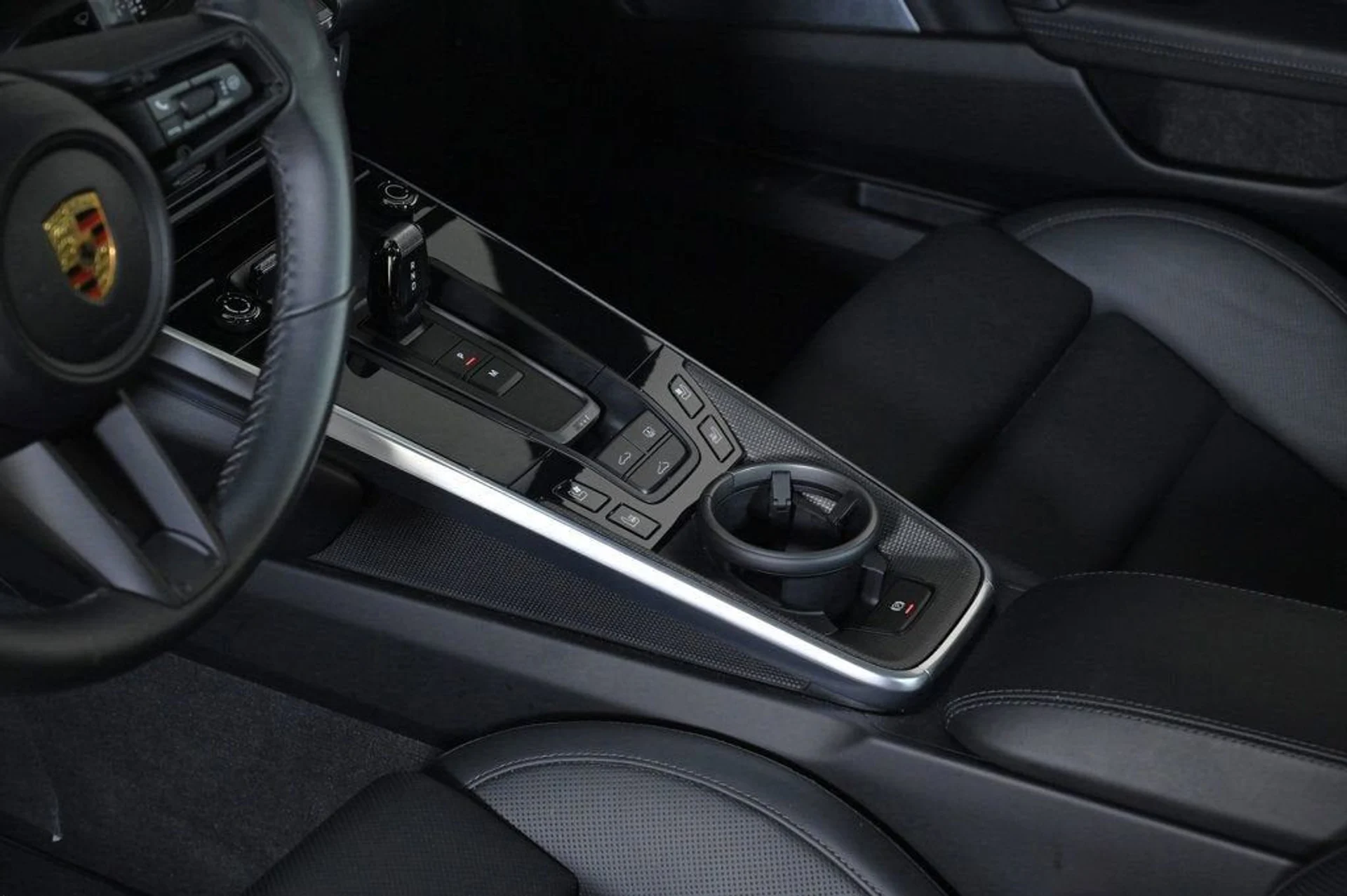 mph016_2071860840_b3290093bd164a759b2633619a6308ef_4d735d2290