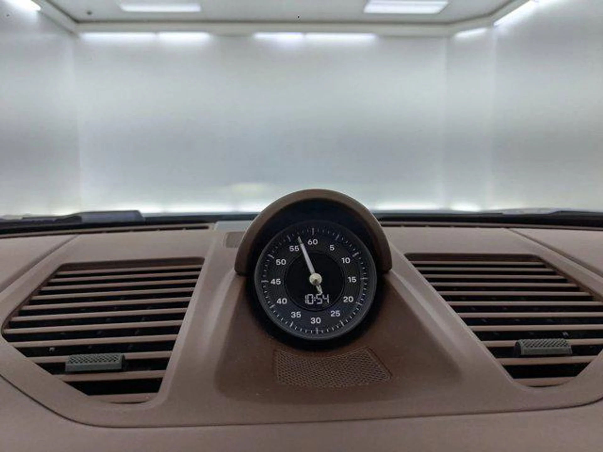 mph016_2073600661_56_P_Ir_FHHXAJ_8h_Rj5_M6zy5xm3a1_I_3a205a994c