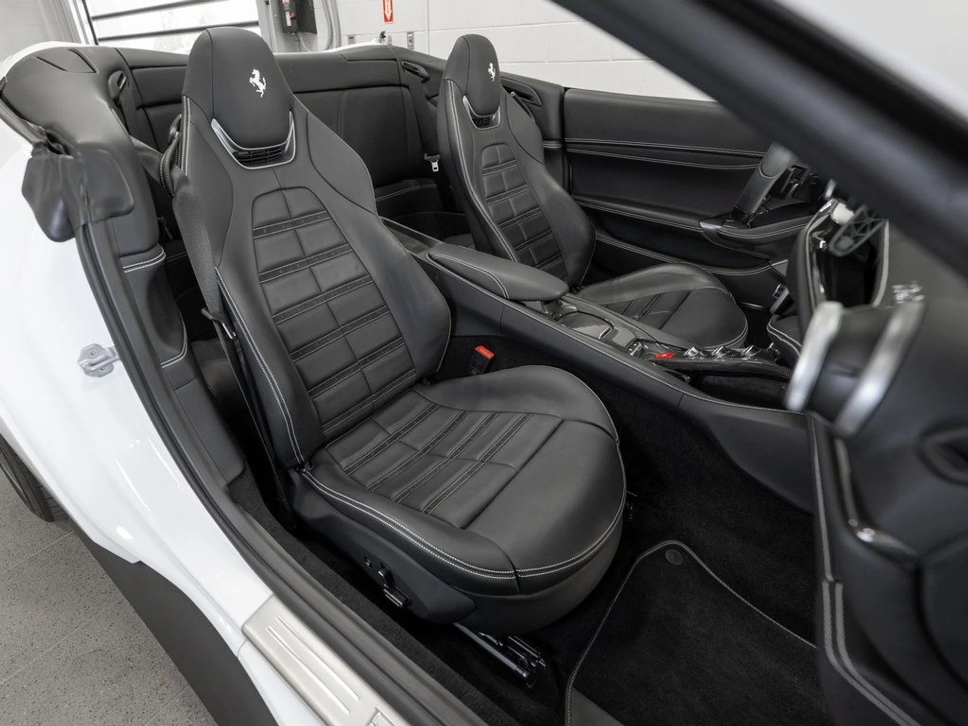 mph016_2073965319_image_17_8c6b4b09bc