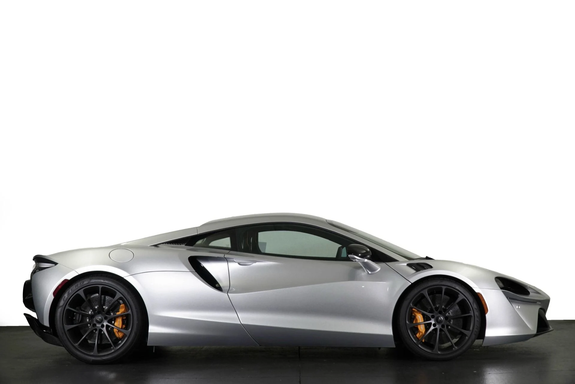 mph016_2075274524_New_2026_Mc_Laren_Artura_Vision_1776450229_ad547ed75c