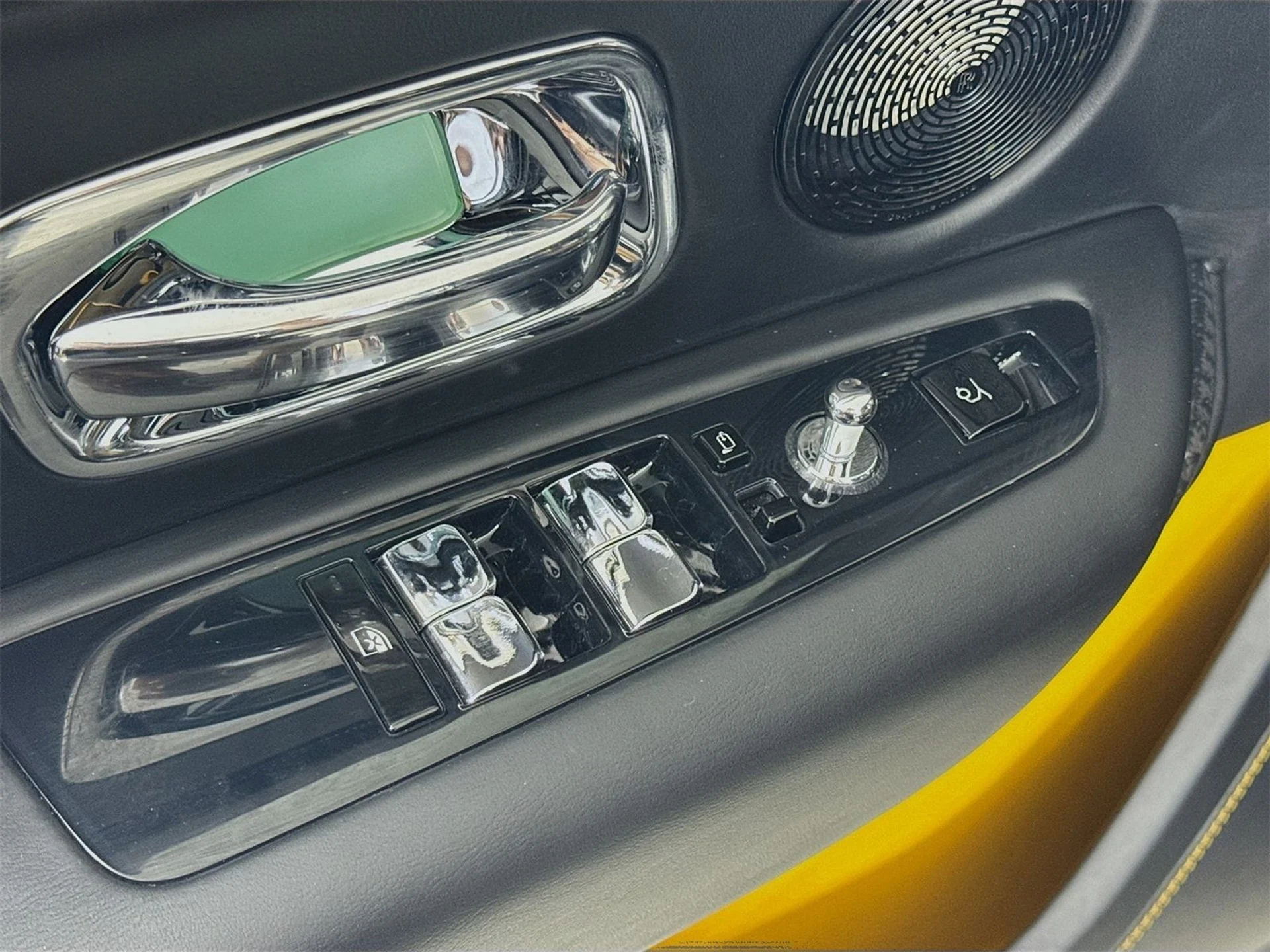 mph016_2080504944_c39c25569efe9cfb44388b95c0f7e92ax_623bf72f54