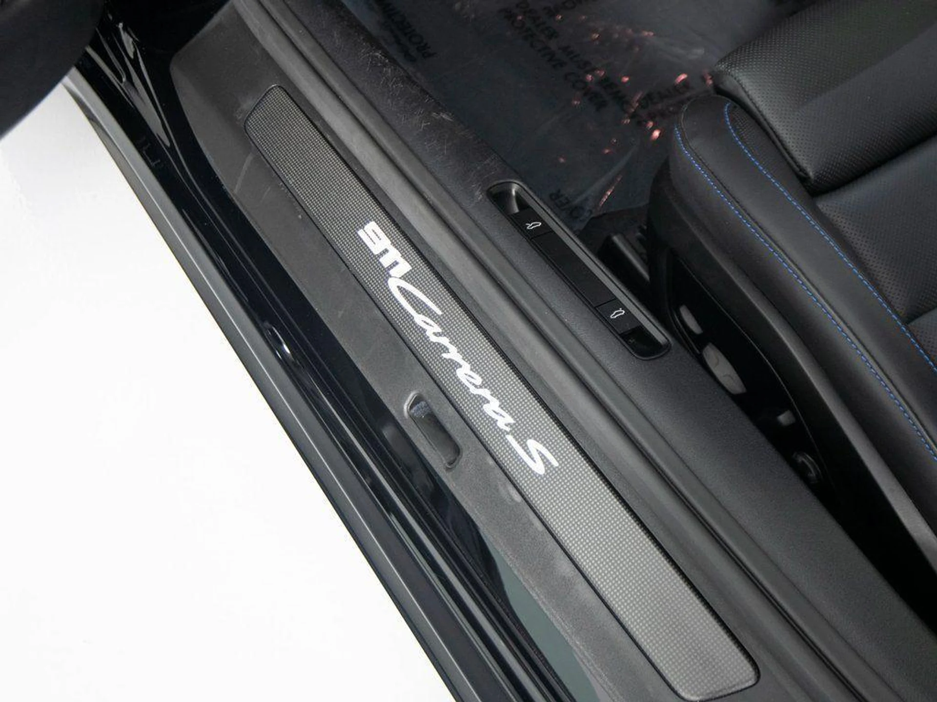 mph016_2080876500_5h_J8m0_D5lx3s_Yiqmu_Ns6qaxe9p_Q_4915851f2c