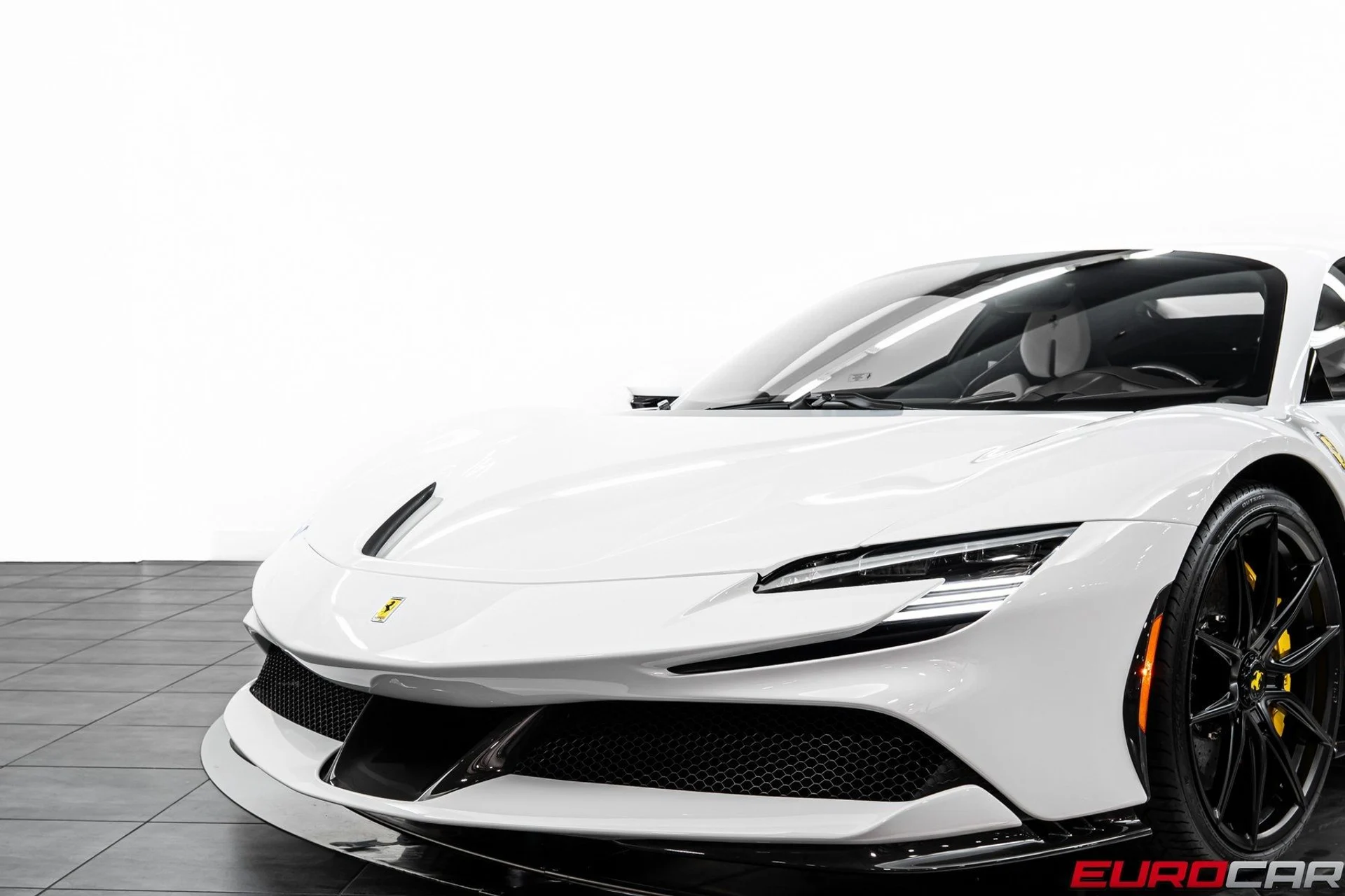 mph016_2088123212_image_17_08d6ef79c4