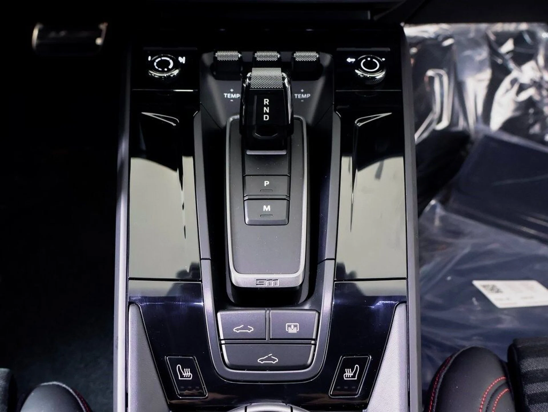 mph016_2090785264_af61a08df0d9fbde5a541a8e0a9be21bx_c6b5a17b07