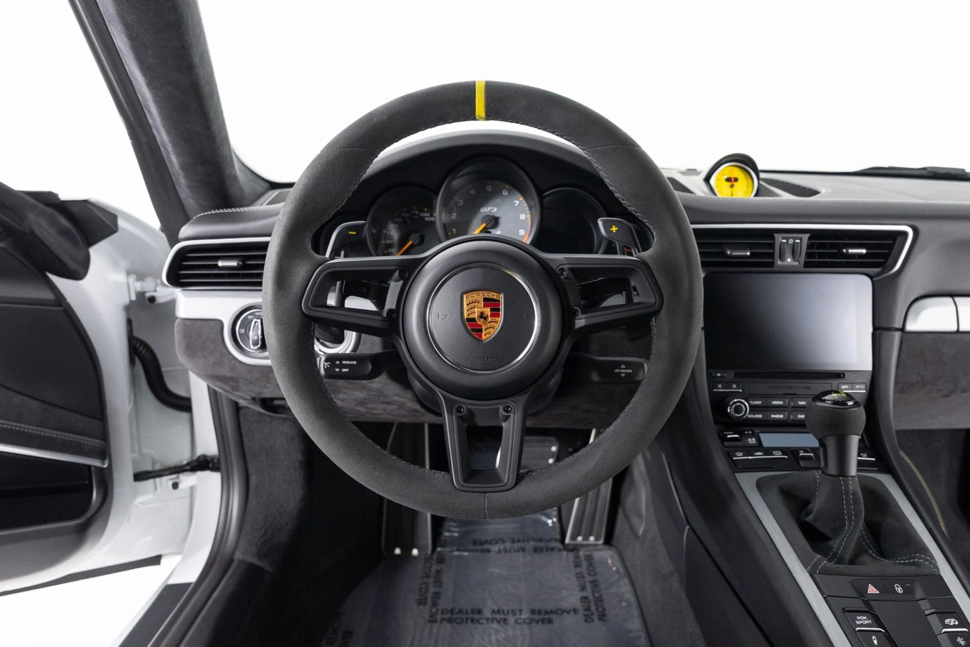 mph016_2091918514_Used_2018_Porsche_911_GT_3_1758566963_23a7fad3e5