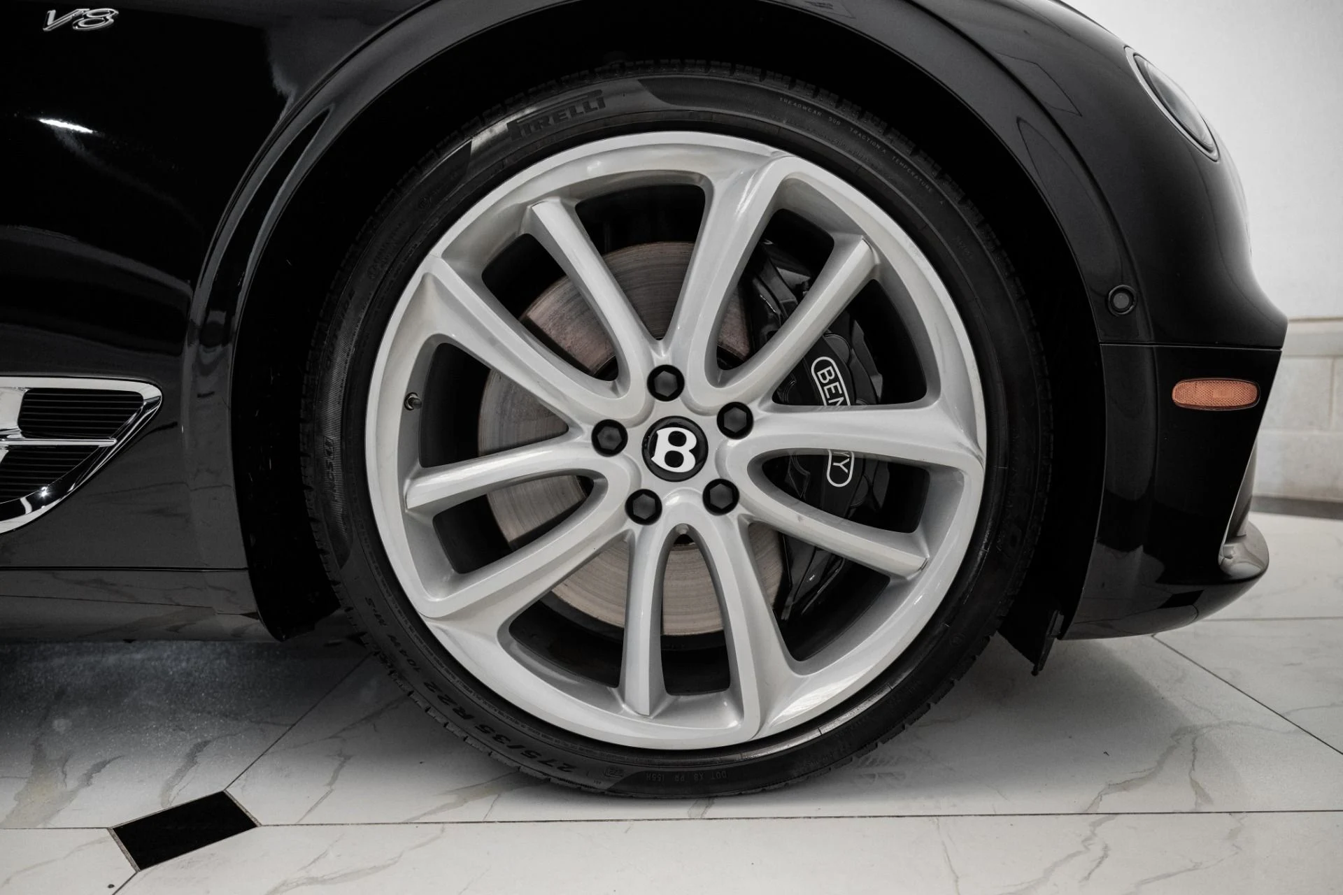 mph016_2095405731_Used_2022_Bentley_Continental_GTC_V8_1757170762_9f68f5bdcd