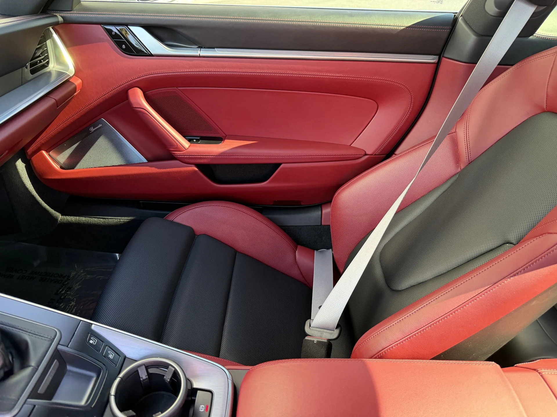 mph016_2096766368_6674579cdad2e10388b8816bc2fc301ax_223119431d