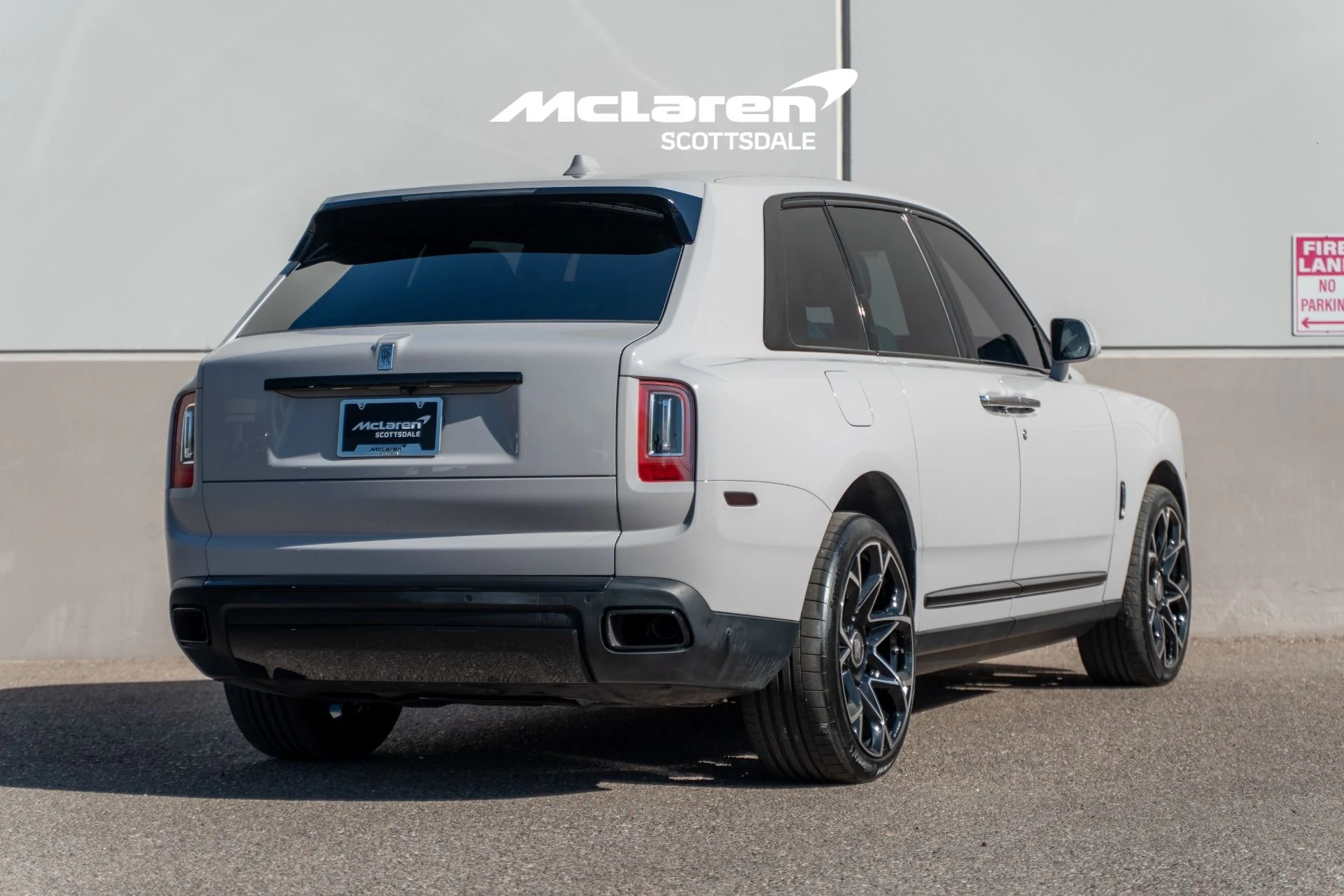 mph016_2098394122_Used_2023_Rolls_Royce_CULLINAN_1773856467_591383e861