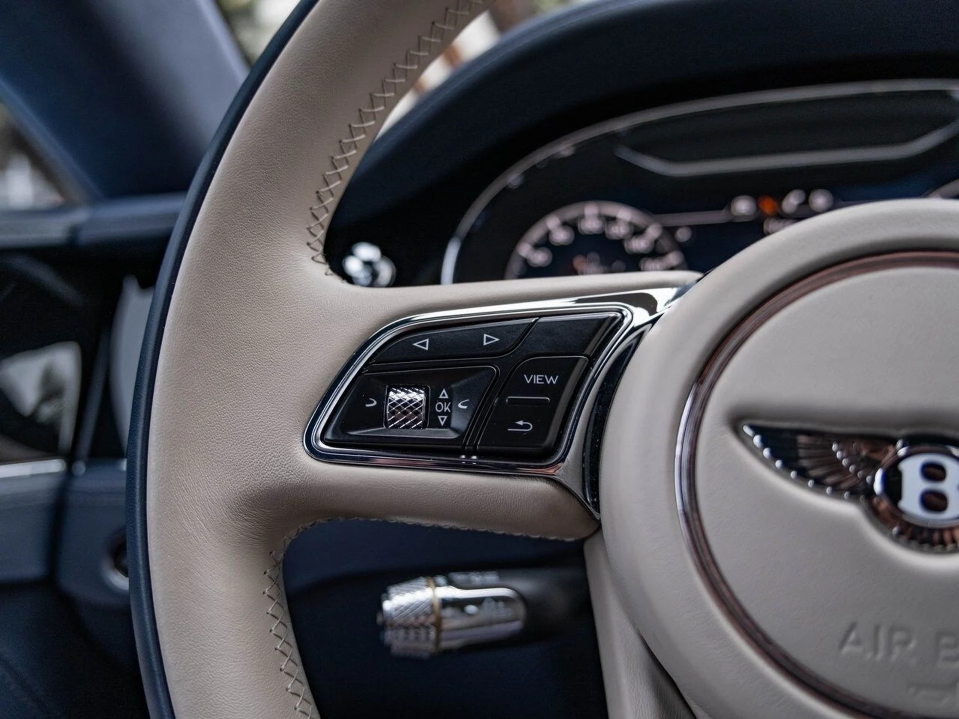 mph016_2098708507_3c0b3619a0c84297f569f43ecb058a60x_b1ab540bdb