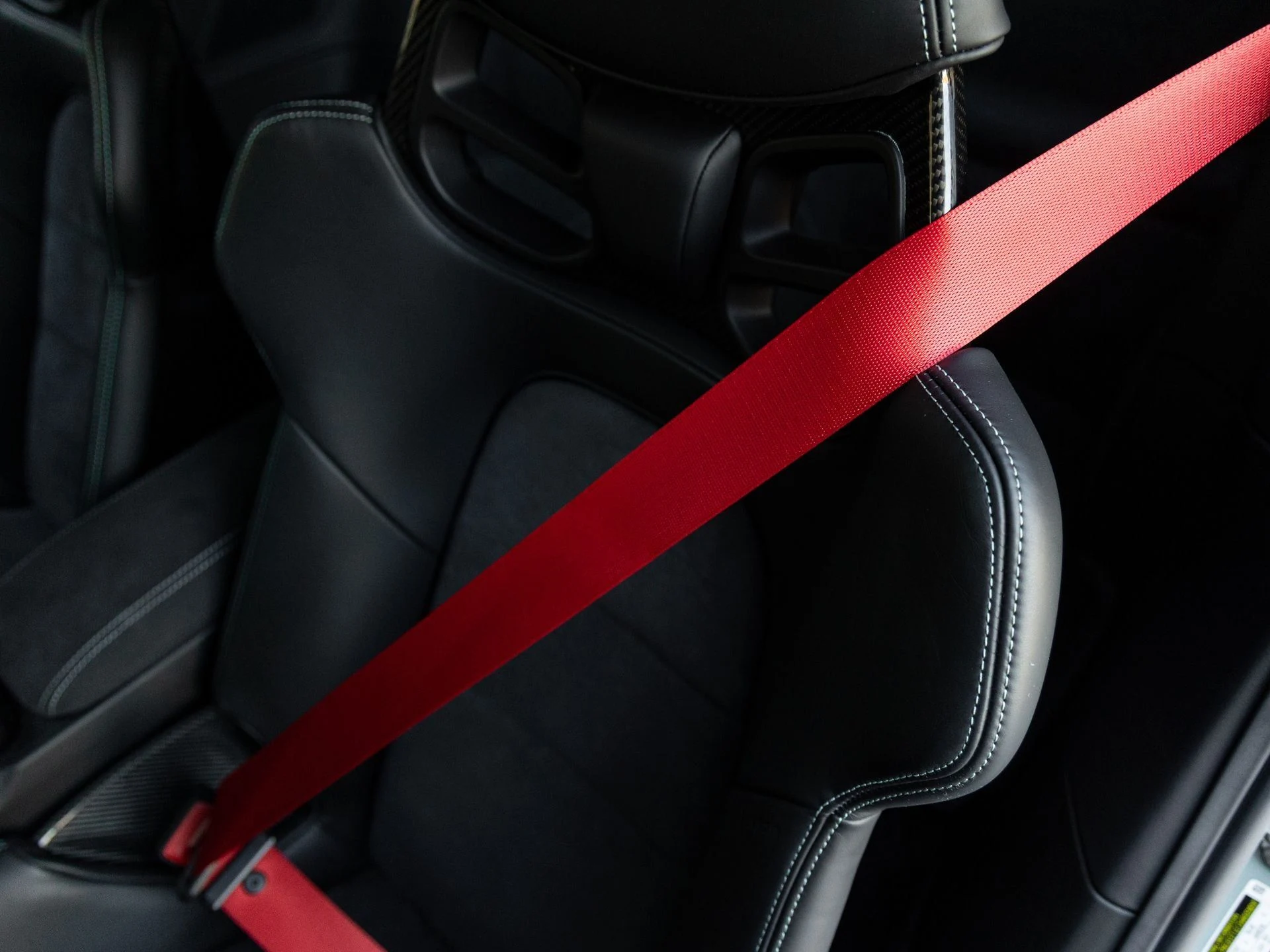 mph016_2104996920_17_c34b9250e1