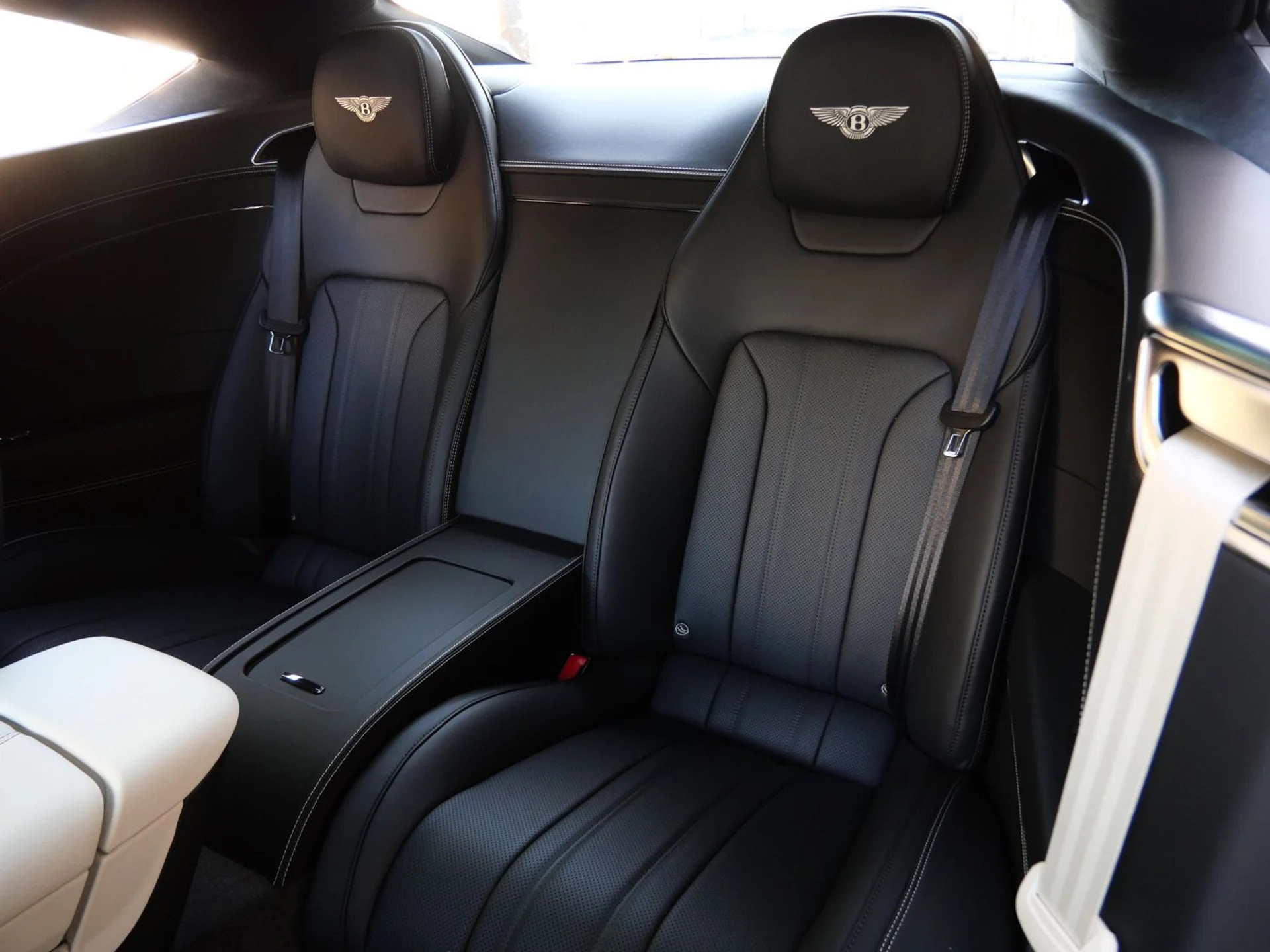 mph016_2121162750_864cb962e1b3bf0ae0a63b0890c4ff1bx_329dad6512