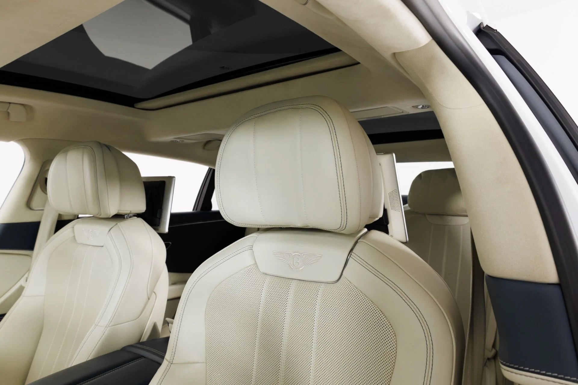 mph016_2122223196_Used_2020_Bentley_Flying_Spur_W12_1776899548_343ab2cd74