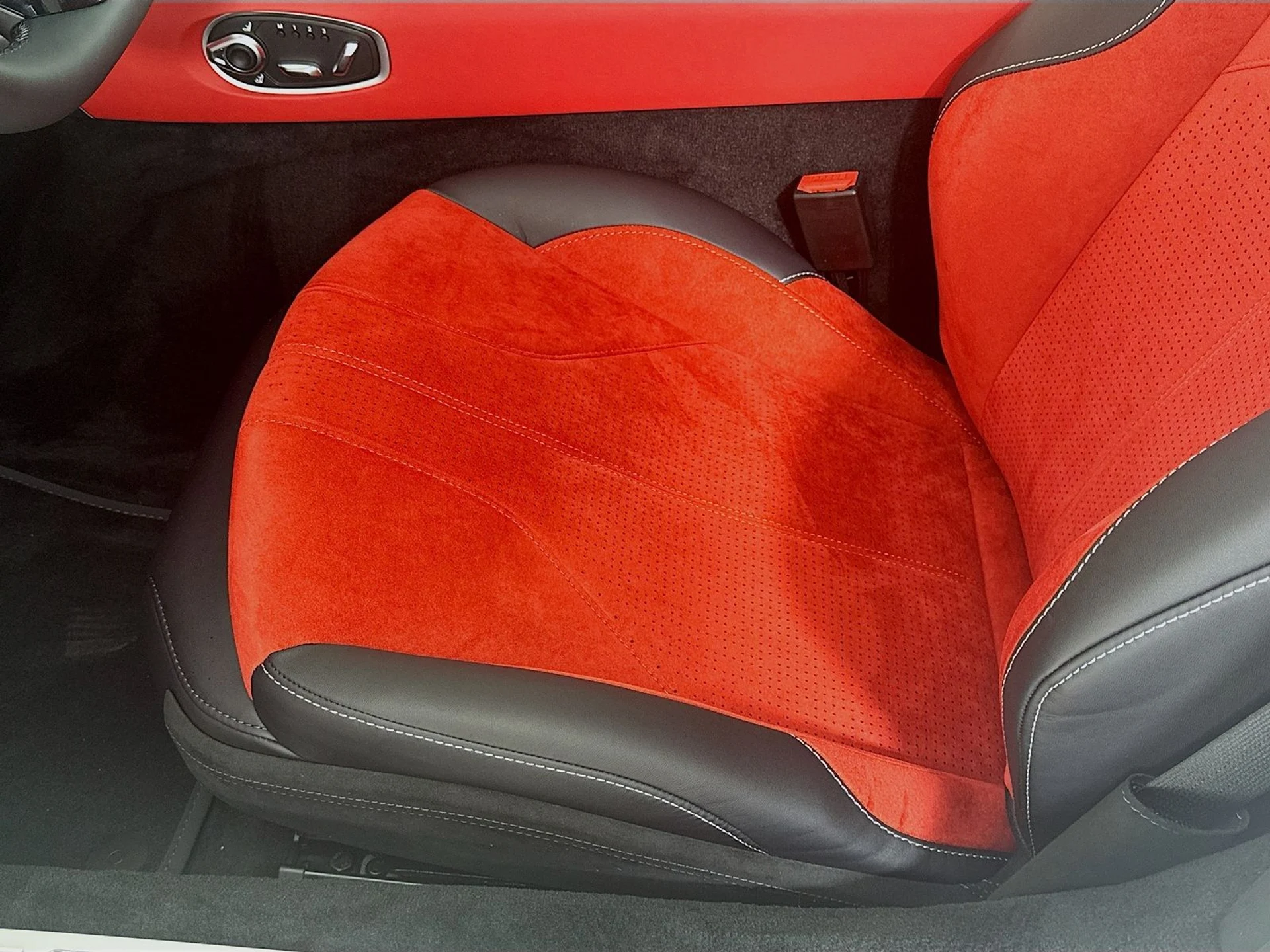 mph016_2130886235_f12fbd187352603101f50bb8d1833724x_29bde28e68