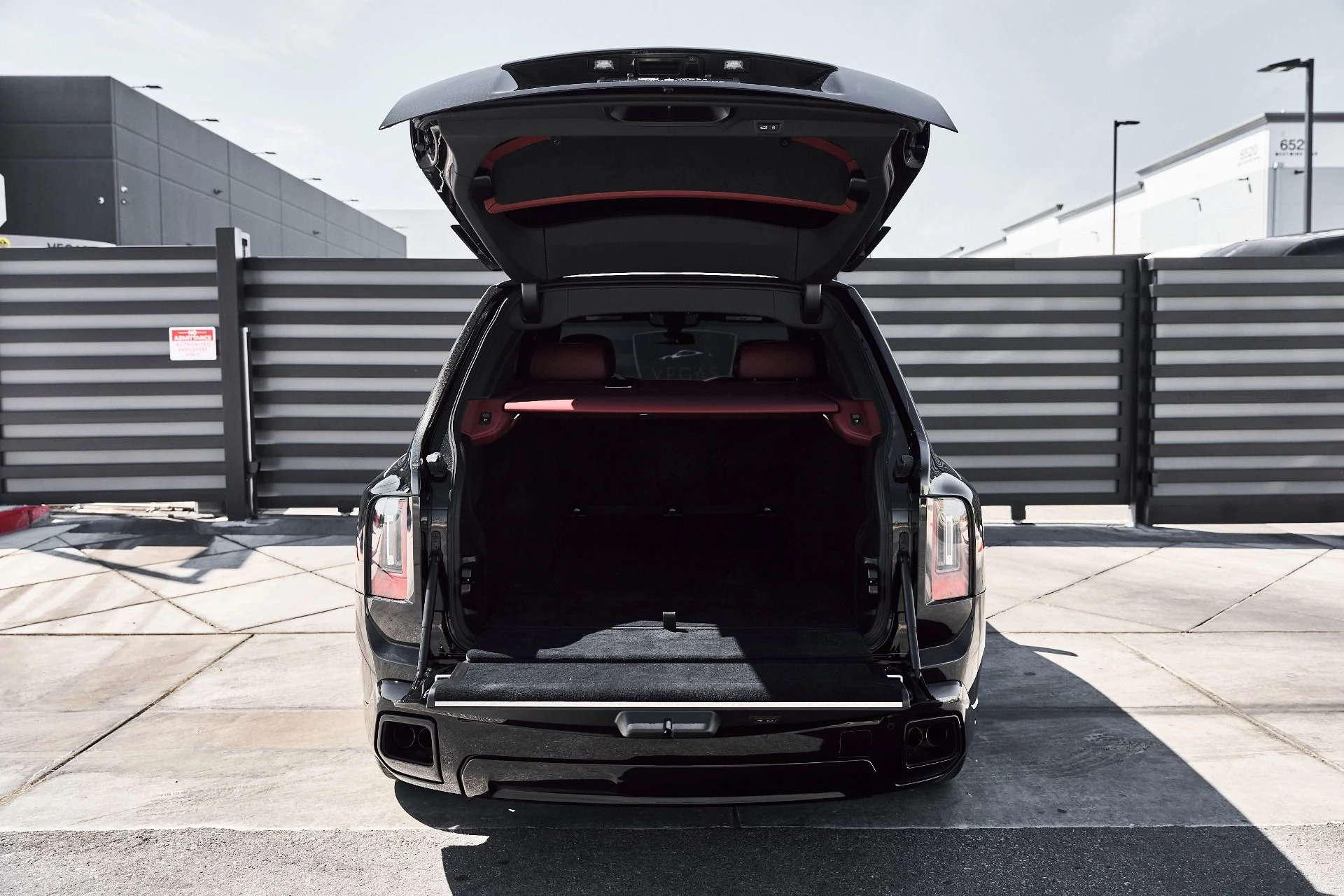 mph016_2132121851_Used_2026_Rolls_Royce_Cullinan_1774544467_57b7c30a09