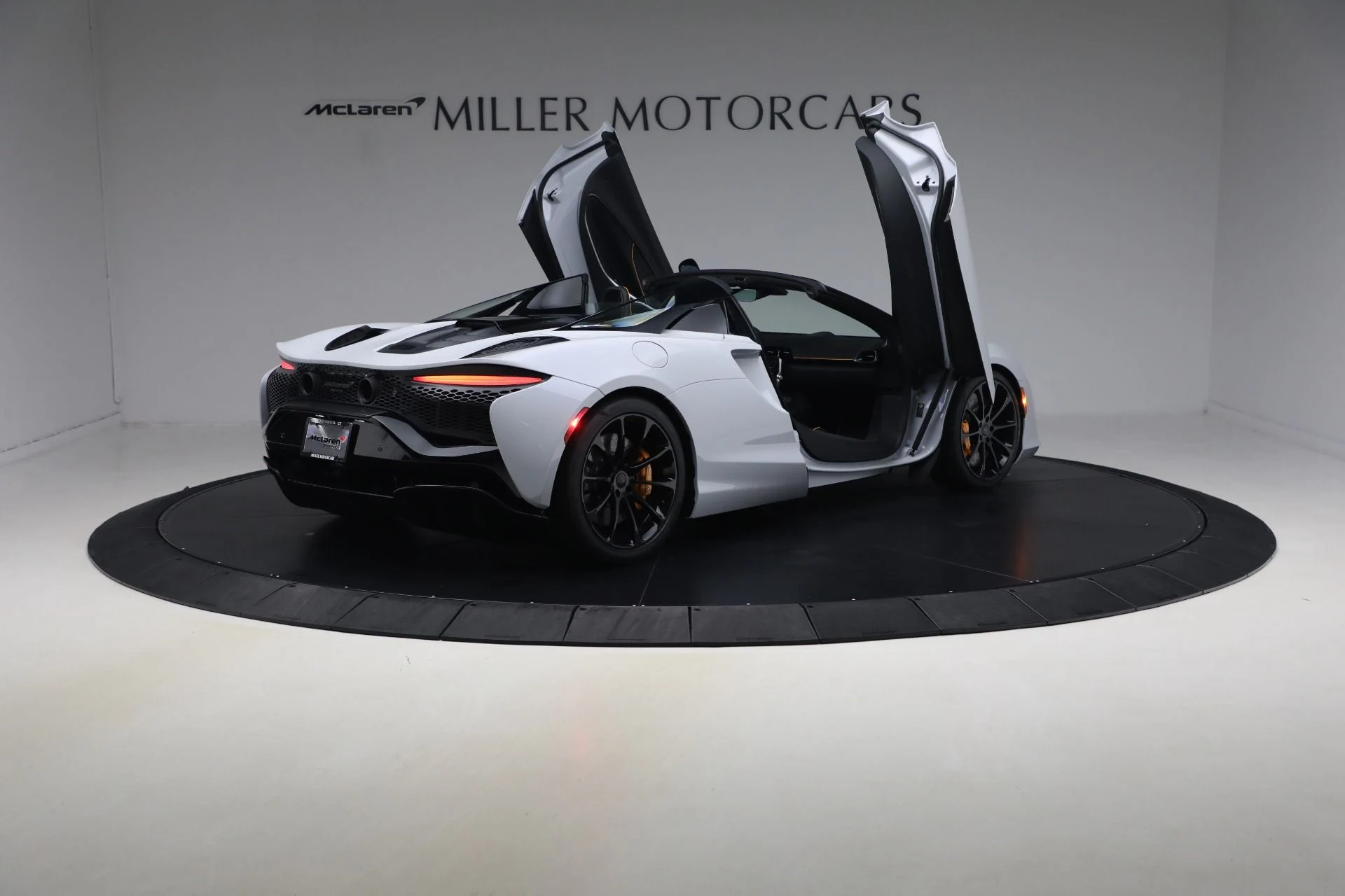mph016_2135221370_New_2026_Mc_Laren_Artura_Spider_Vision_ad866f88c7