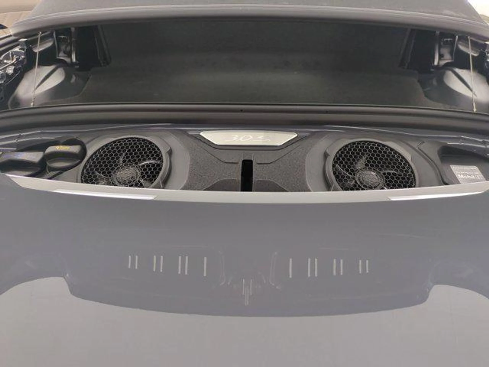 mph016_2138523393_Gh_Tv7_S_Wu_L_U8_KEC_Und_KOY_5bgsp0_c861aaa122