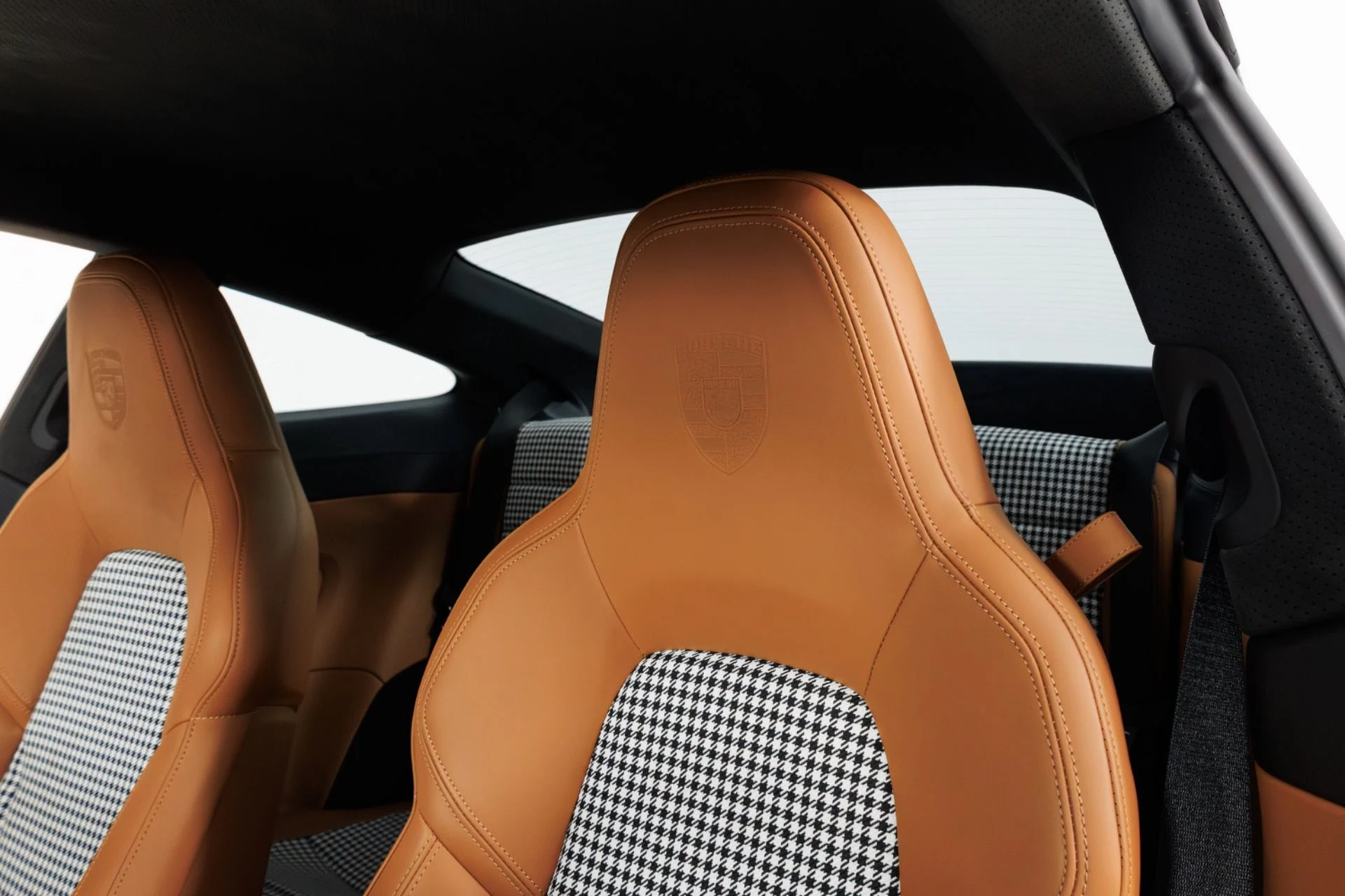 mph016_2139782423_Used_2023_Porsche_911_Sport_Classic_1775497636_d34ee0801c