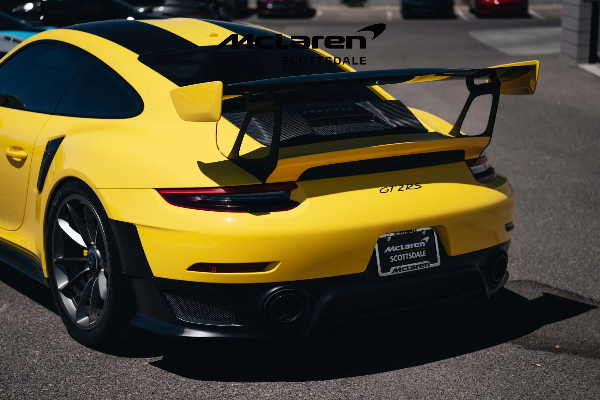 mph016_214182458_Used_2018_PORSCHE_911_GT_2_RS_1746157617_9cc652c27d