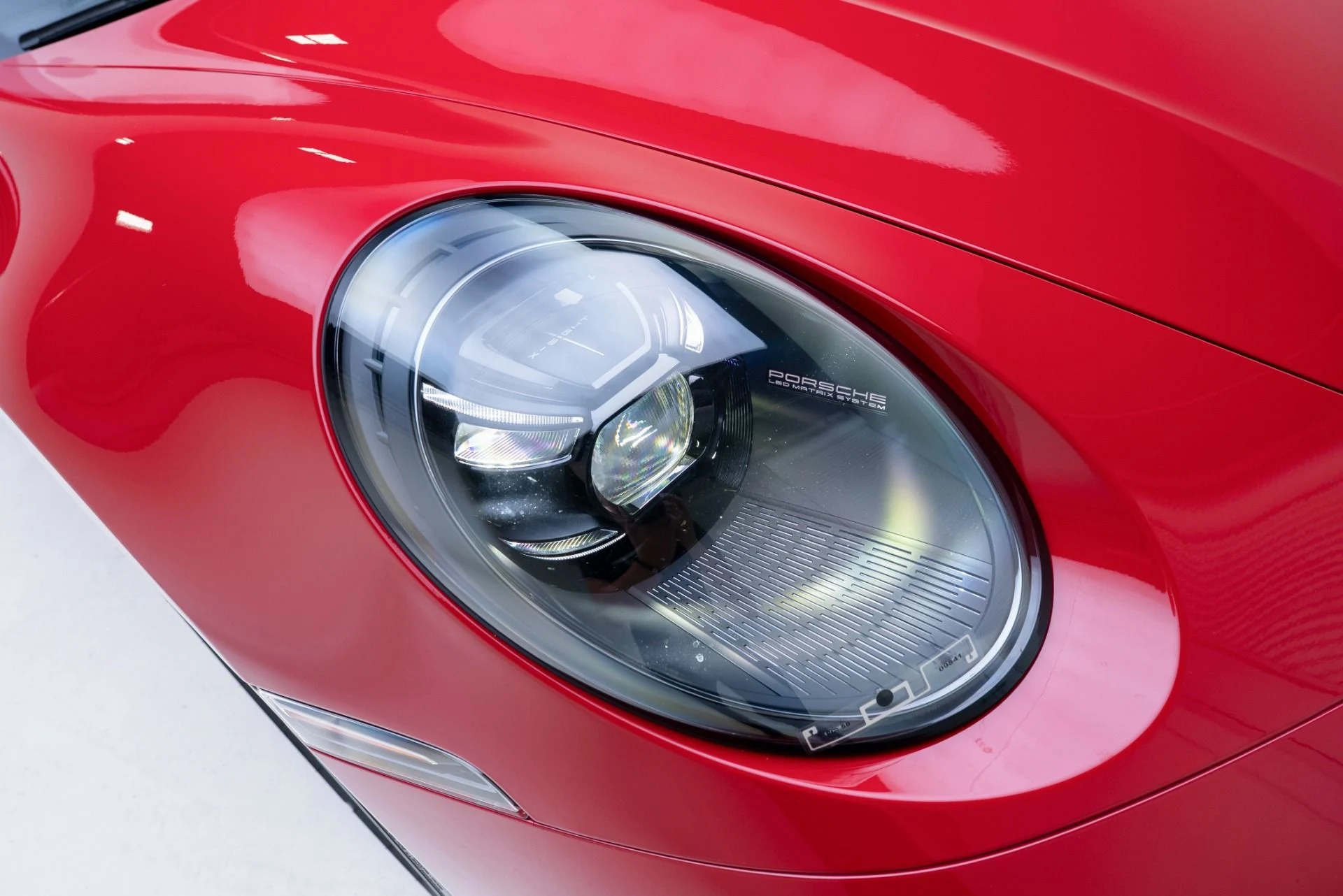 mph016_2149412770_Used_2021_Porsche_911_Turbo_S_1780071406_dcecdc51d4