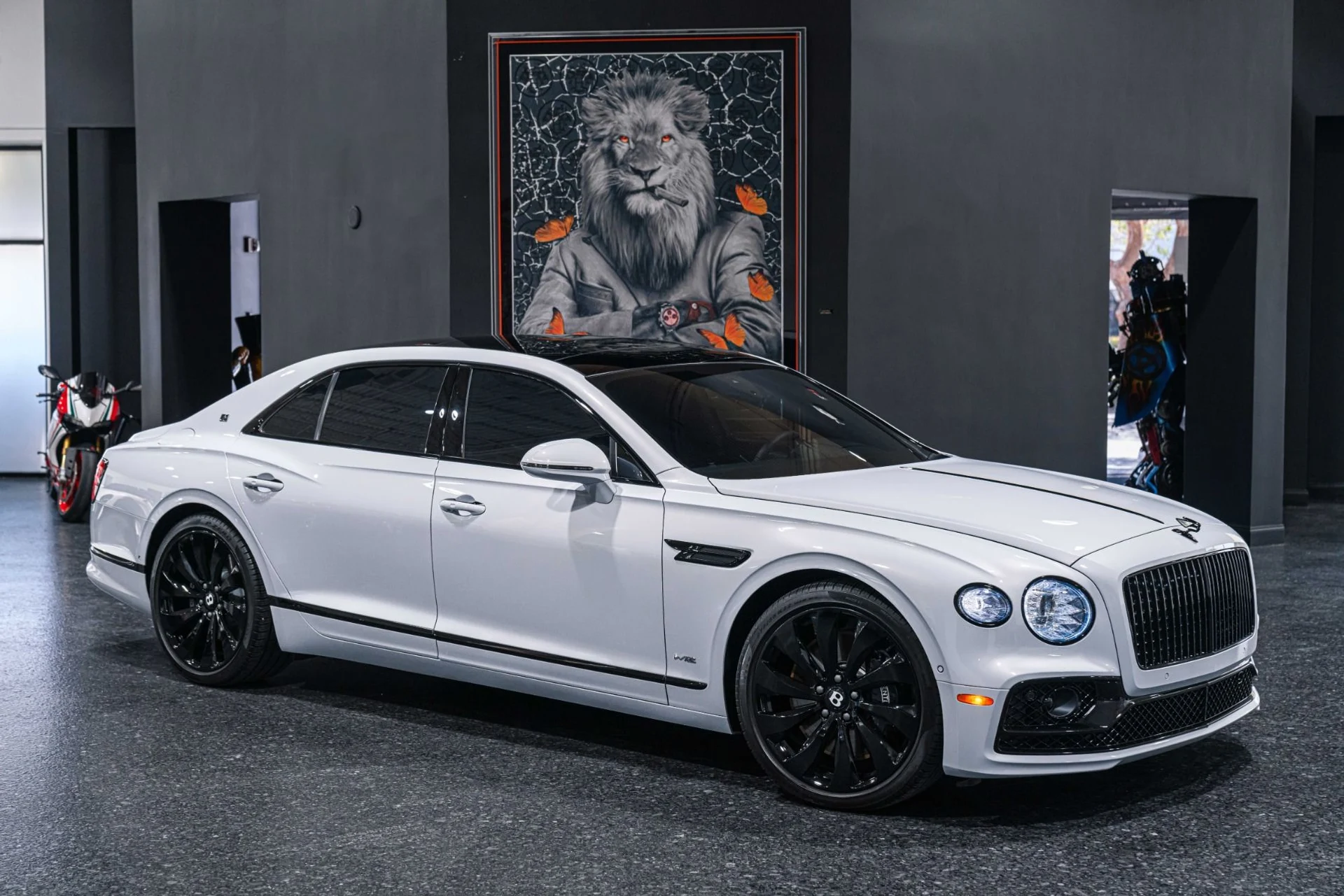 mph016_214952311_Used_2020_Bentley_Flying_Spur_W12_First_Edition_in_Ice_White_w_342_K_MSRP_Mulliner_Driving_Spec_1759443355_f8f3e749a5