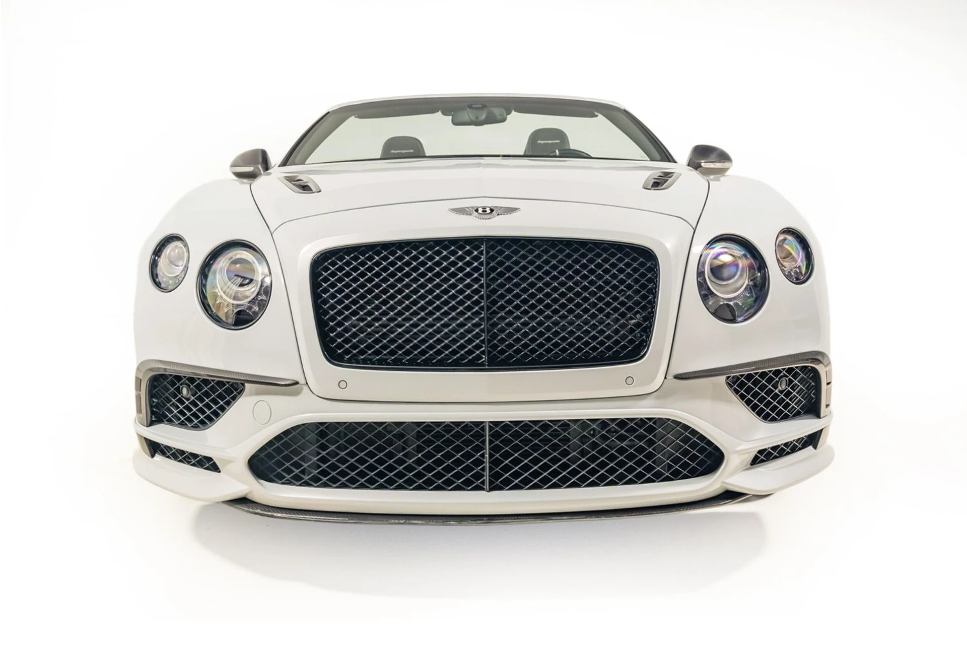 mph016_2153678959_a02540d533454e4c94813cba7564f7b5_bc74cd9b68