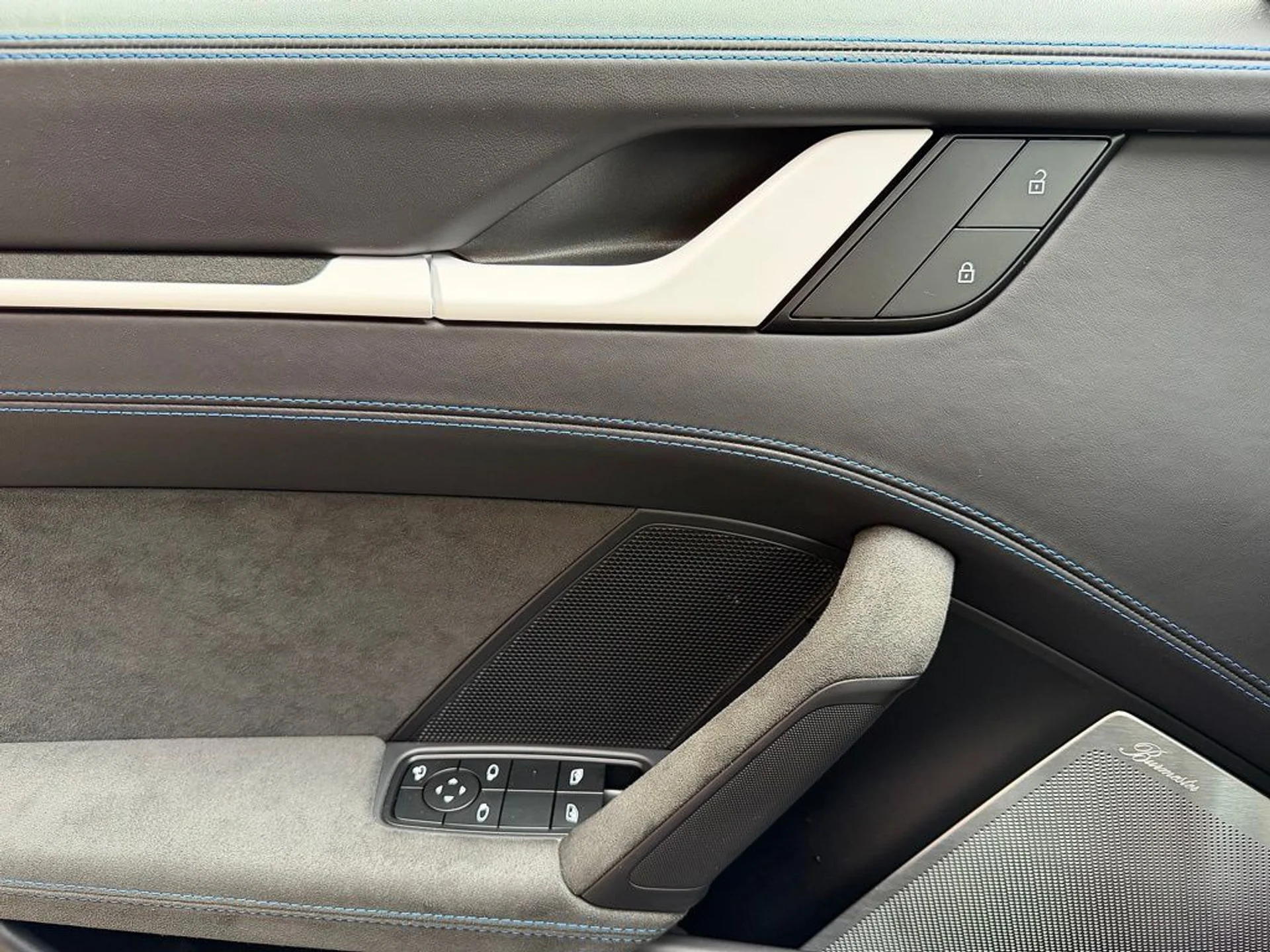 mph016_2160133505_9a0d15b0aa1e8fc60c69e9bd102ab1c0x_787f209bf8