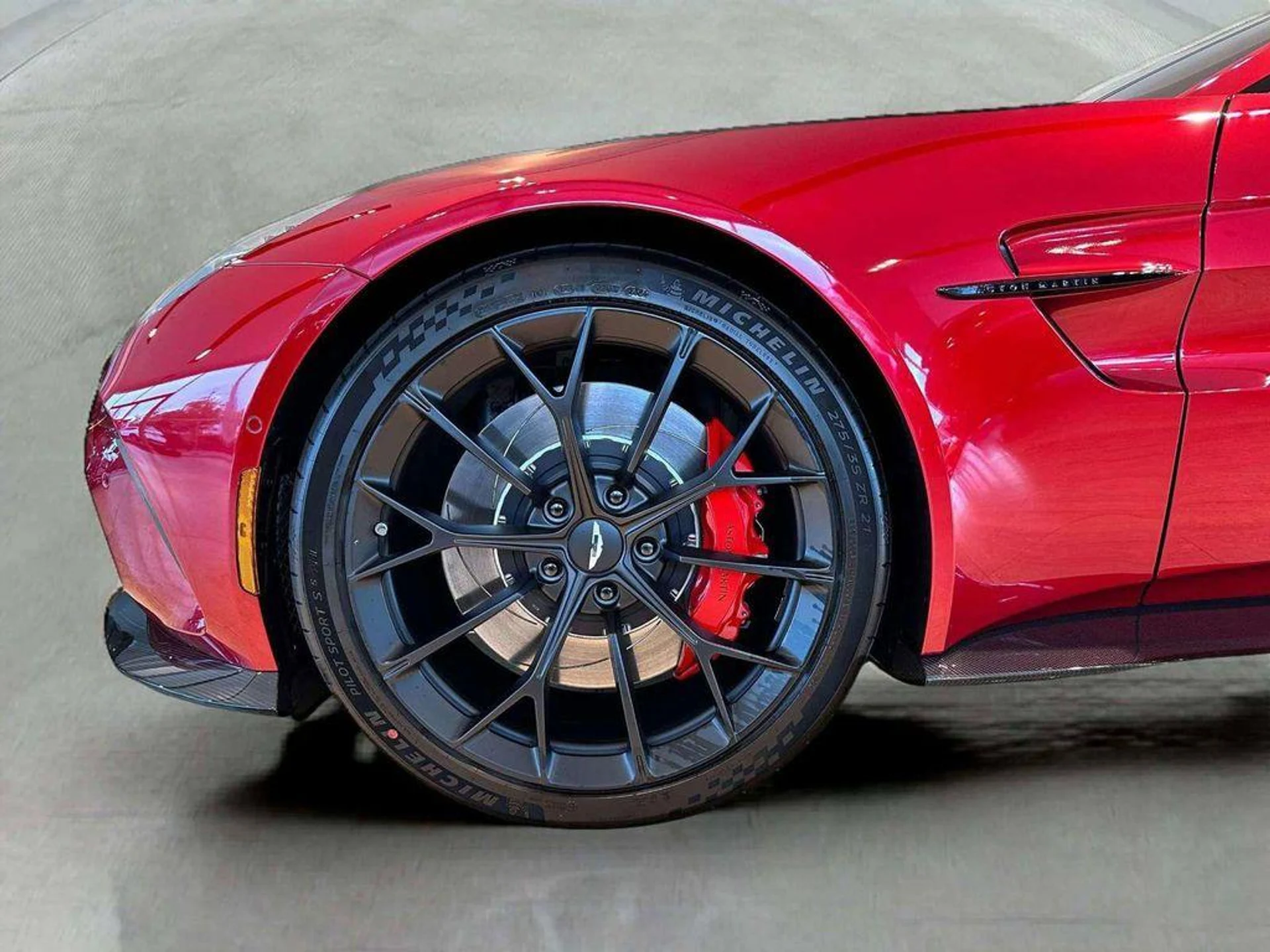 mph016_2167858957_p_Uz_Ca8zf_Cer0z_QE_Ojy_U_Qo_FS_4c_Uo_3a61dc9943