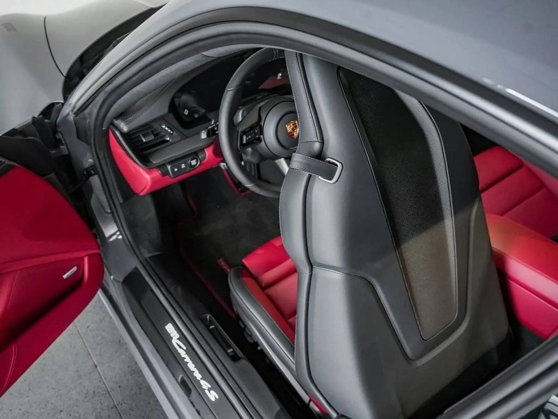 mph016_2171436057_786d53c5fb48813ba986401763aee9a6_332a45ea00