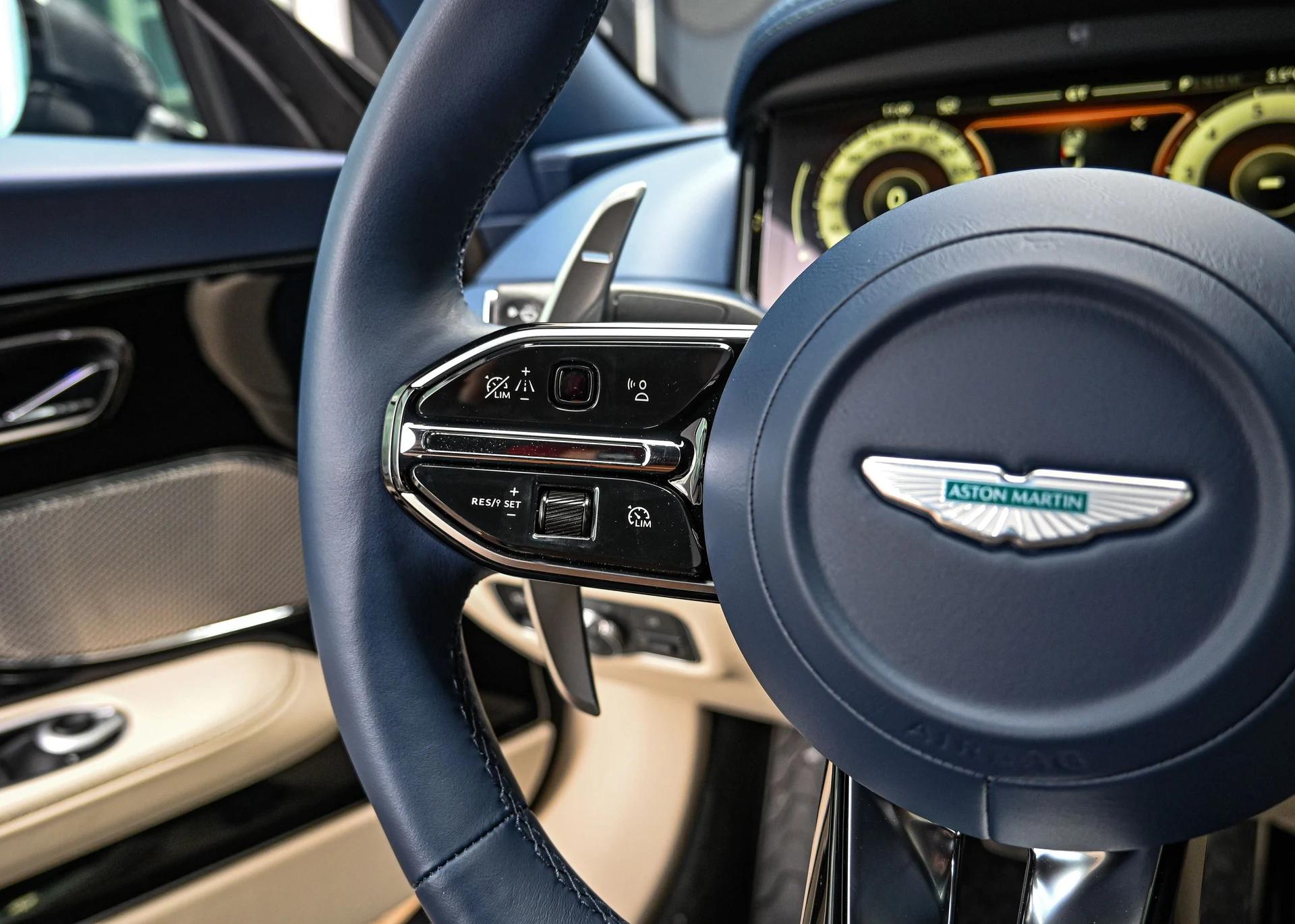 mph016_2172465611_7e548aef_2688_4602_897a_6926b0c8dca5_51d7b4d24f