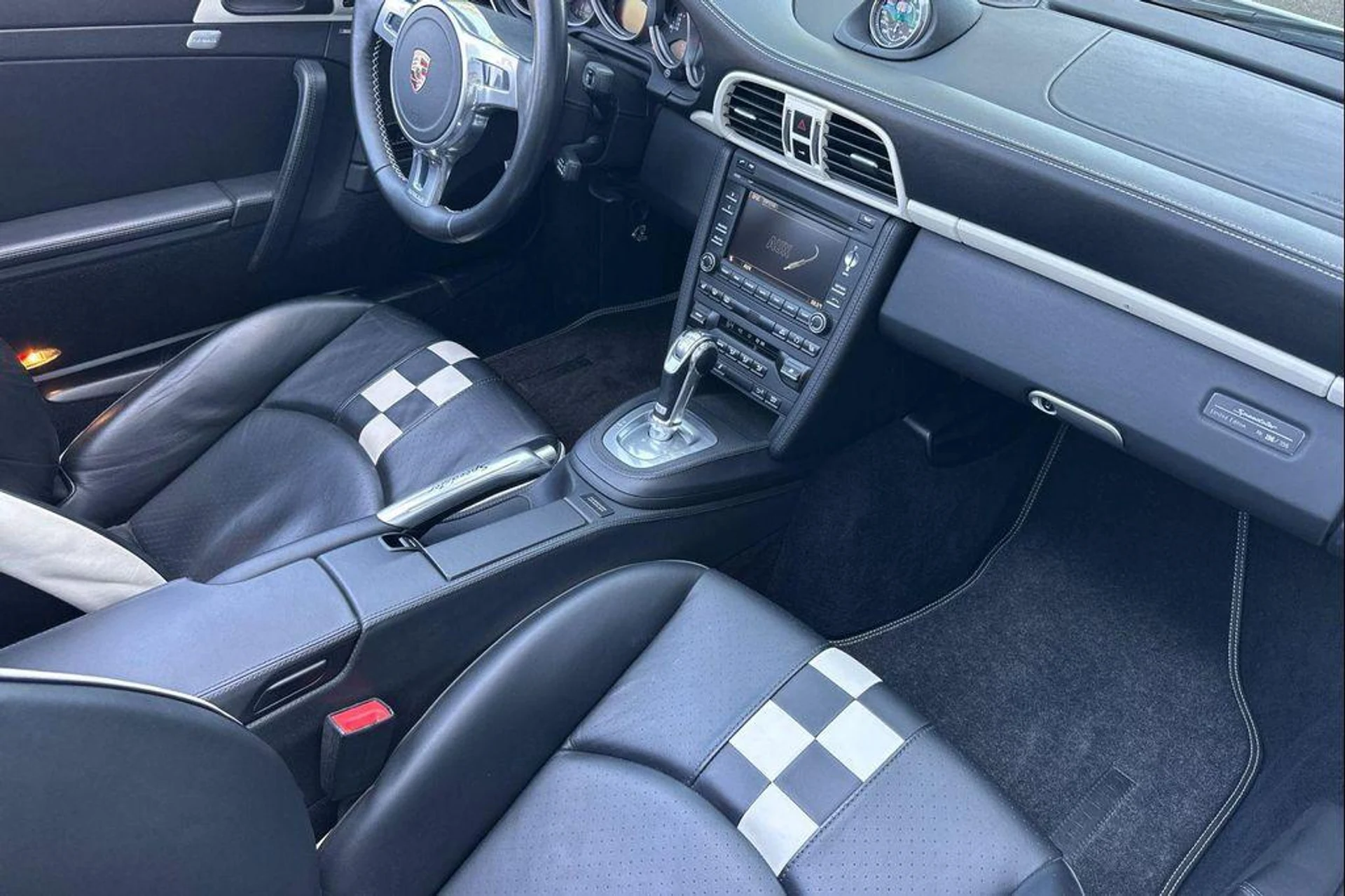 mph016_2174651844_m_HA_4h6_B8syp_bvg_H3v_YTHGSOC_Kw_718f9ad9ca