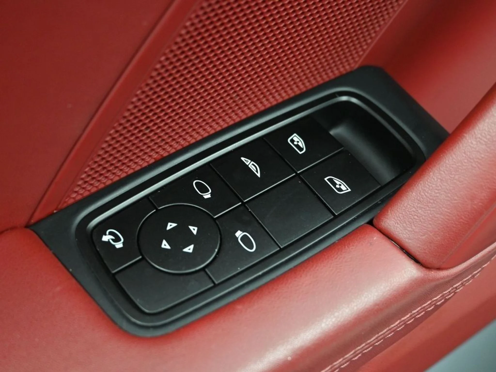 mph016_2179238001_3662f37bfcc13505ebc2896483fb67fbx_a45b2ebbc4