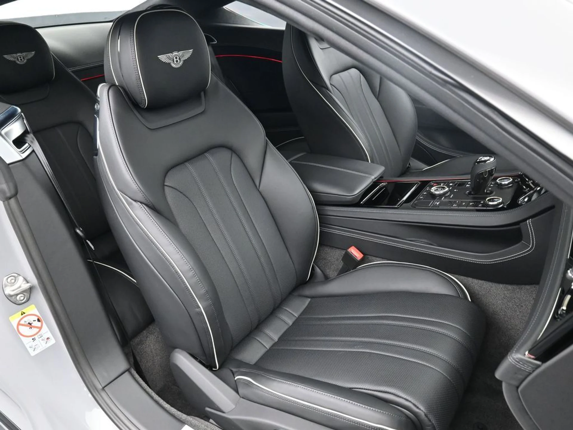 mph016_2183859298_5fd41df37f3b19af00ca69ed62d24668x_3a44e3842d