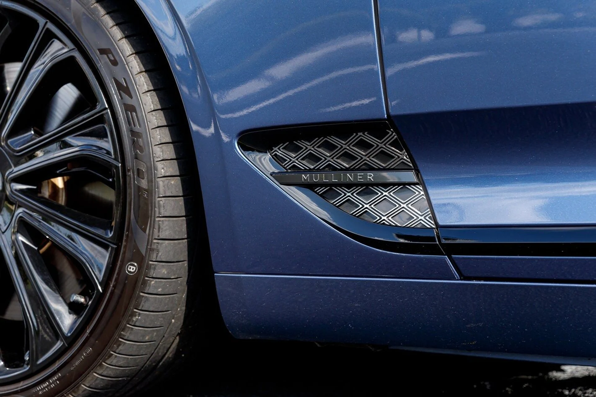 mph016_2187949606_086edc4bf9e8fe4b69e10929054e8957x_334b59f82d