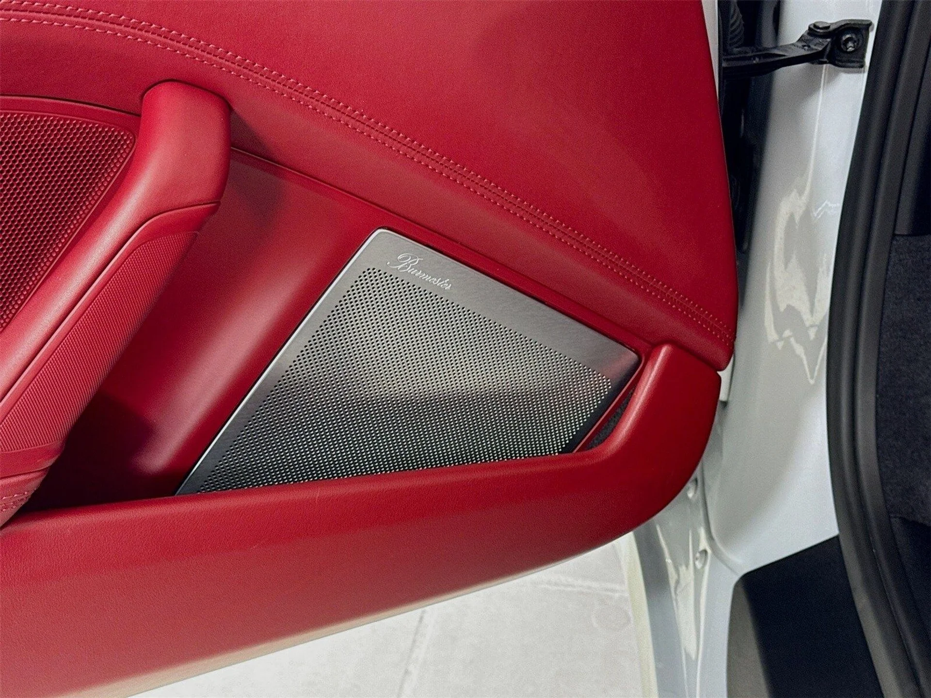 mph016_2188410812_04c9d10775e2bb2a6308f5f94e4533bex_723de16669