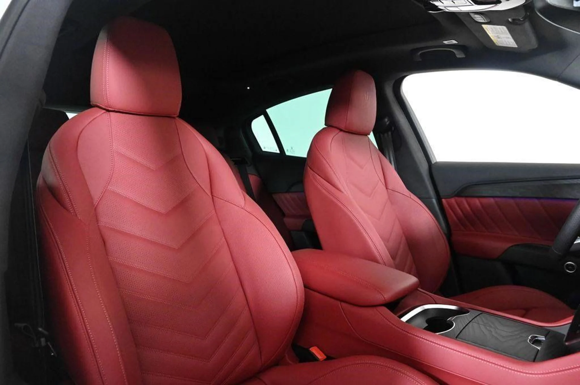 mph016_2191580978_new_2025_maserati_grecale_modenaawd_11350_22975671_16_1024_3fecb6b7e7