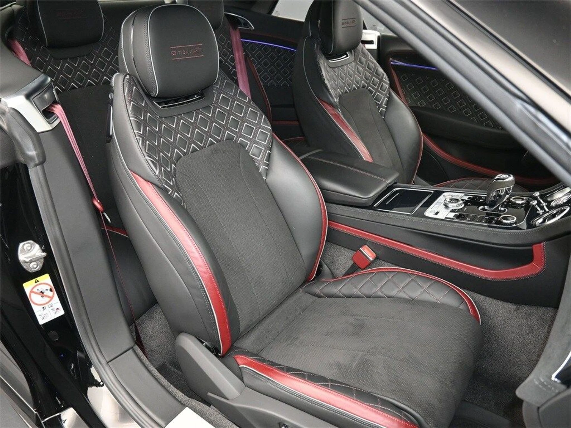 mph016_219883238_a571b5fe6316b46fa0bccb9298d6fff2x_e14b6bd0e6