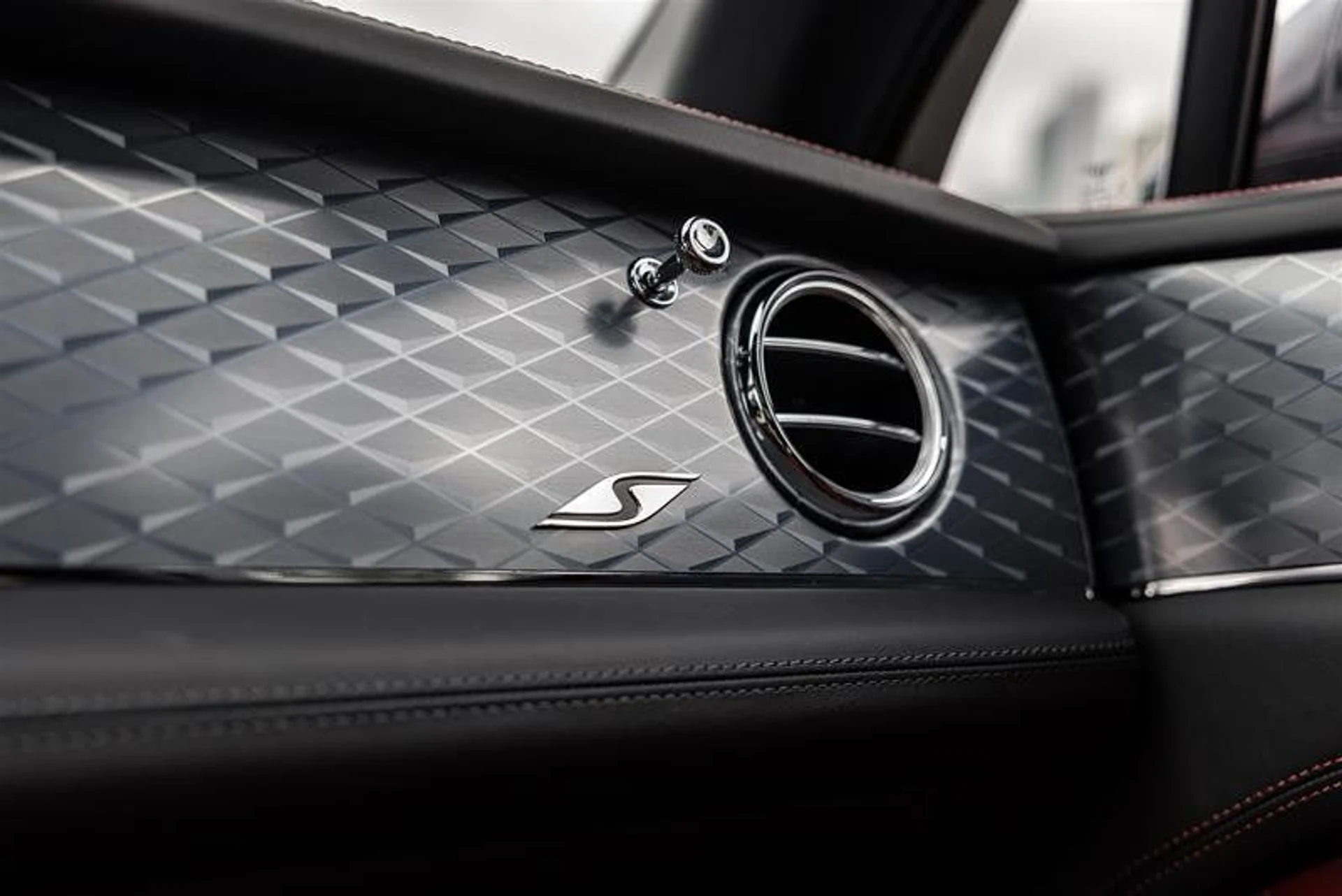 mph016_2203035901_37524688_06108_11671998_1564333014_99c2f6e2bf