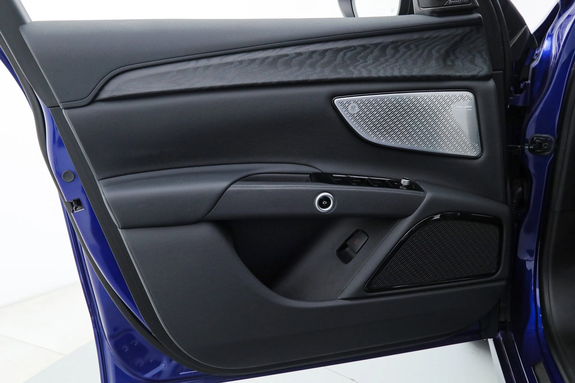 mph016_220796223_63d18c961479fd012fcb7276dcdbe8fb_78e3699a36