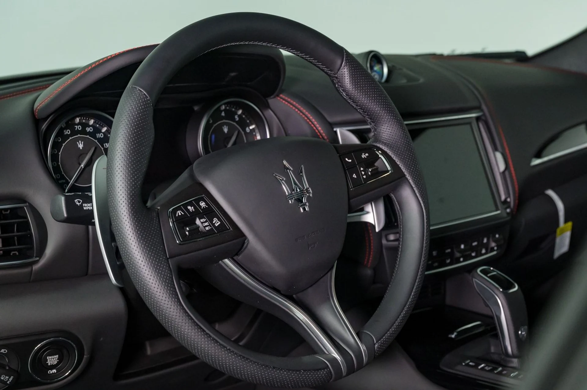 mph016_2211966213_b10566eb8117a5ec4083feeebe01d85cx_4a3a690032