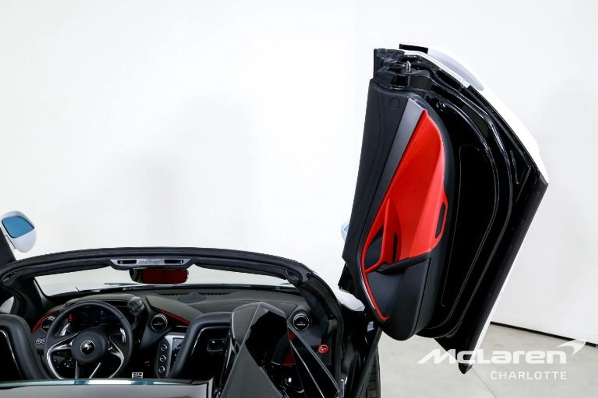 mph016_2219695918_Used_2026_Mc_Laren_750_S_Spider_39a20ac9f3