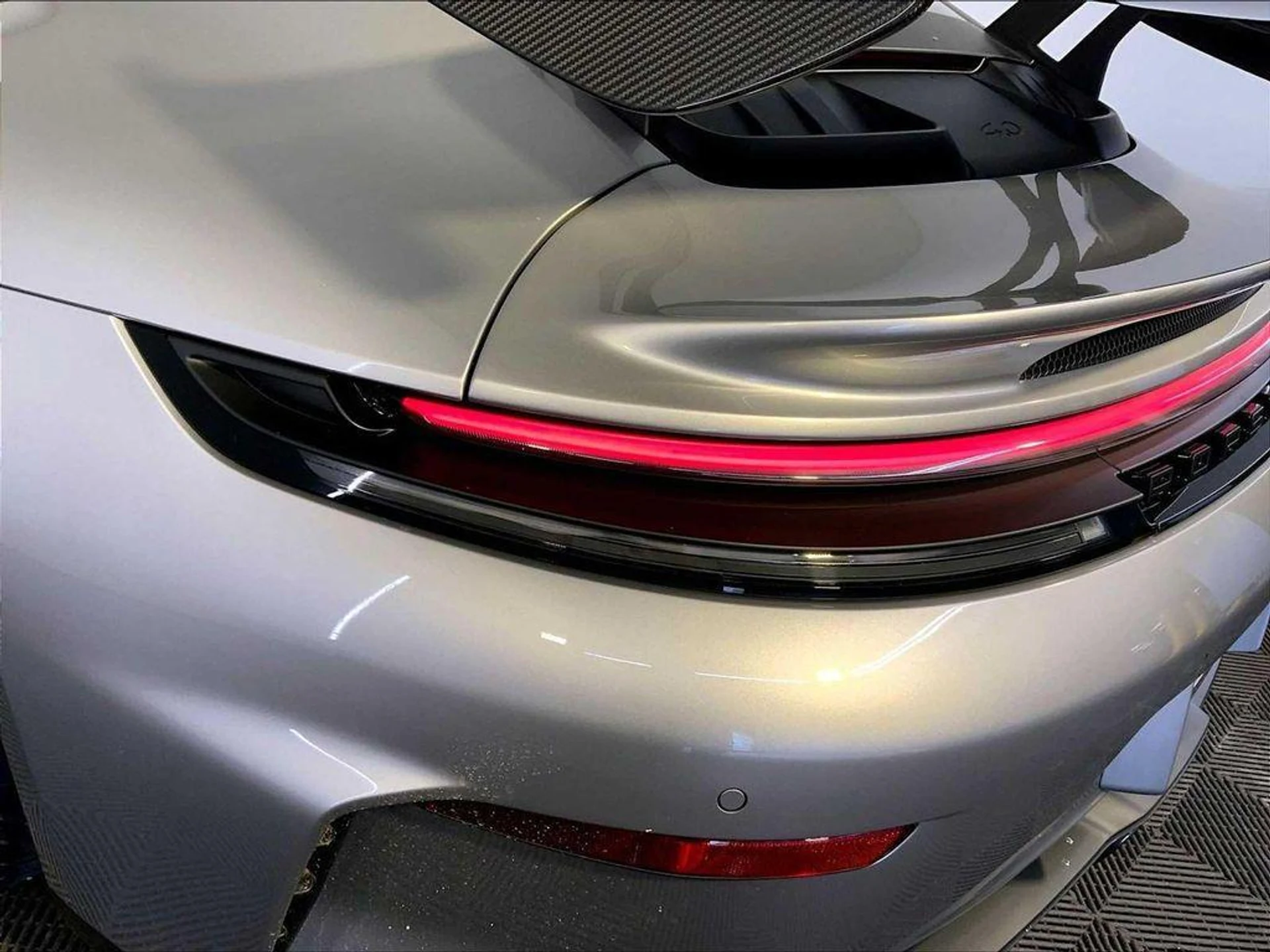 mph016_2220344314_cr_Hny_Jp_Wb66_Rq784_WSMS_Iassg_29ef70042b