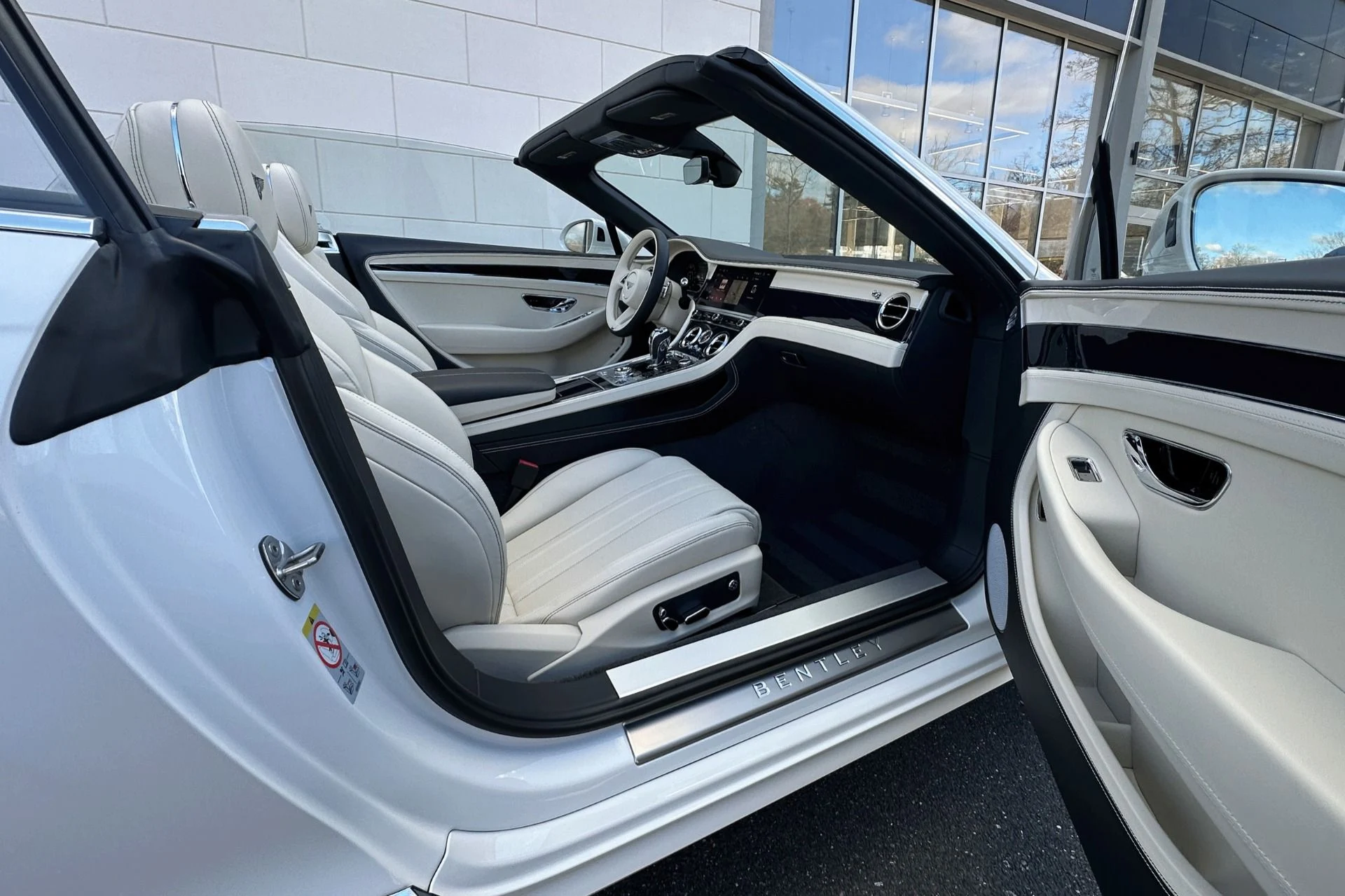 mph016_2225725425_New_2026_Bentley_Continental_GT_GTC_1763468170_fc5825a09a