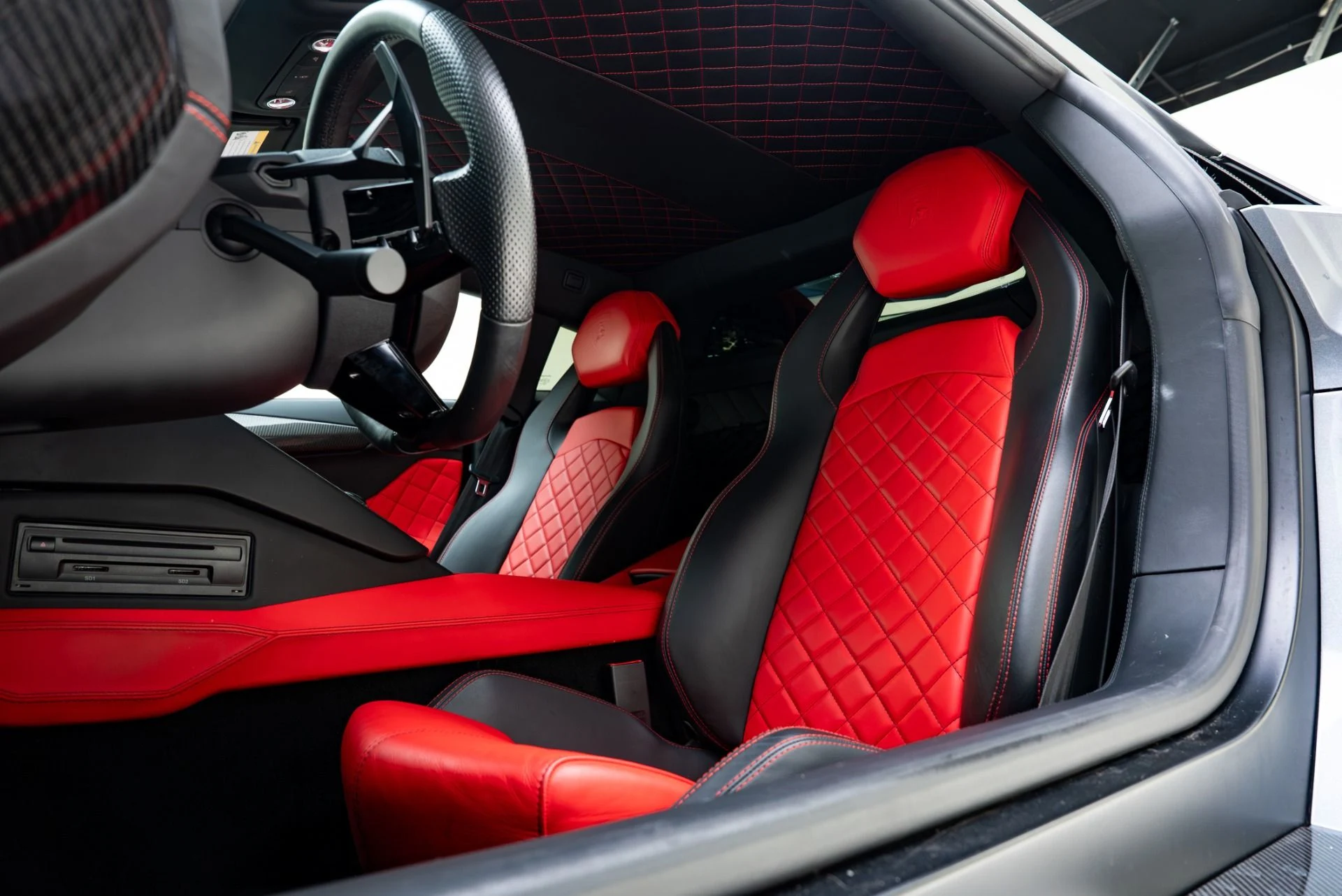 mph016_2226872379_Used_2015_Lamborghini_Aventador_LP_700_4_1778261786_647e369a11