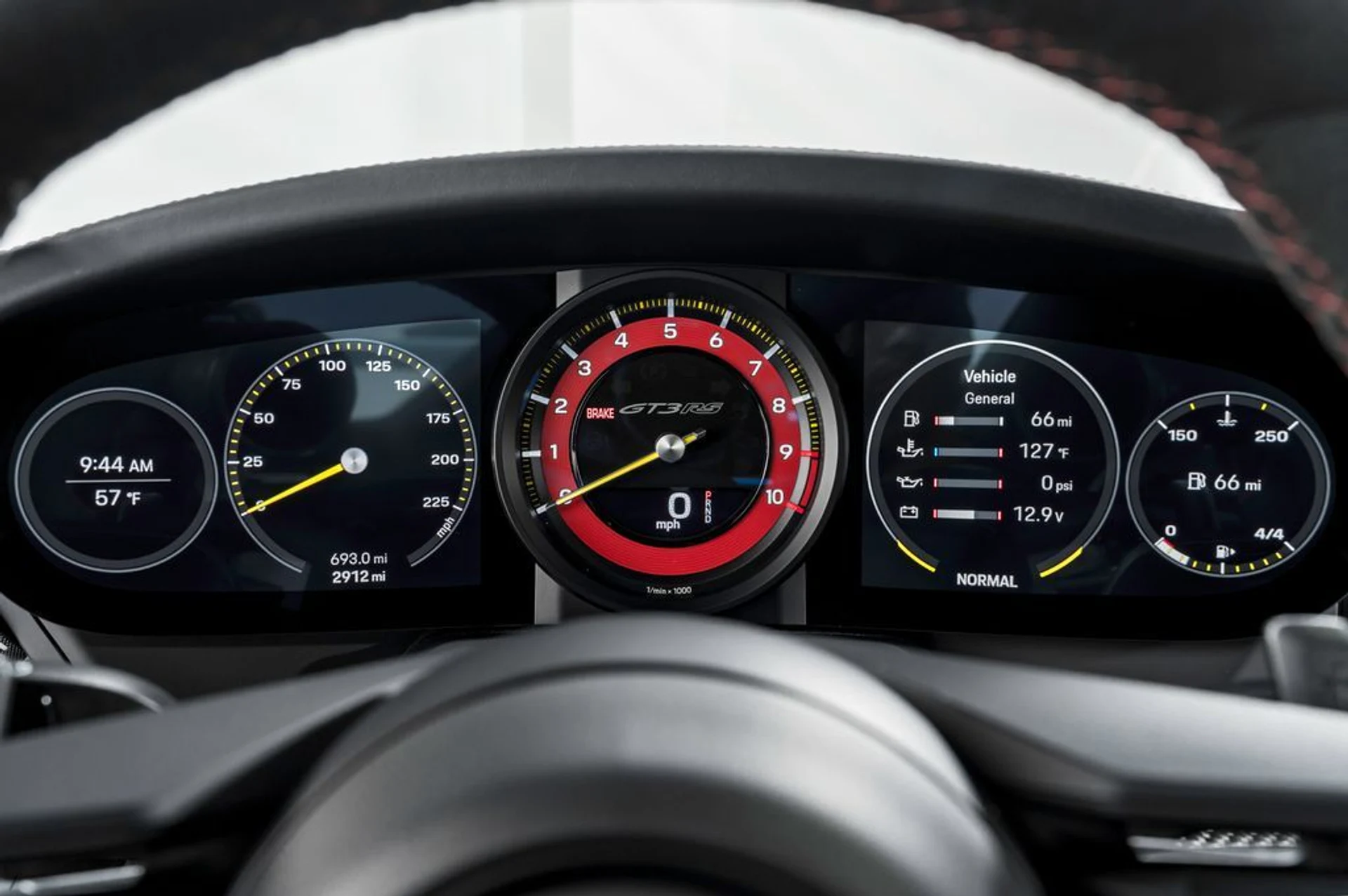 mph016_222857042_cd90f0ad9937f7f587554379b032b885x_e1f84647ab