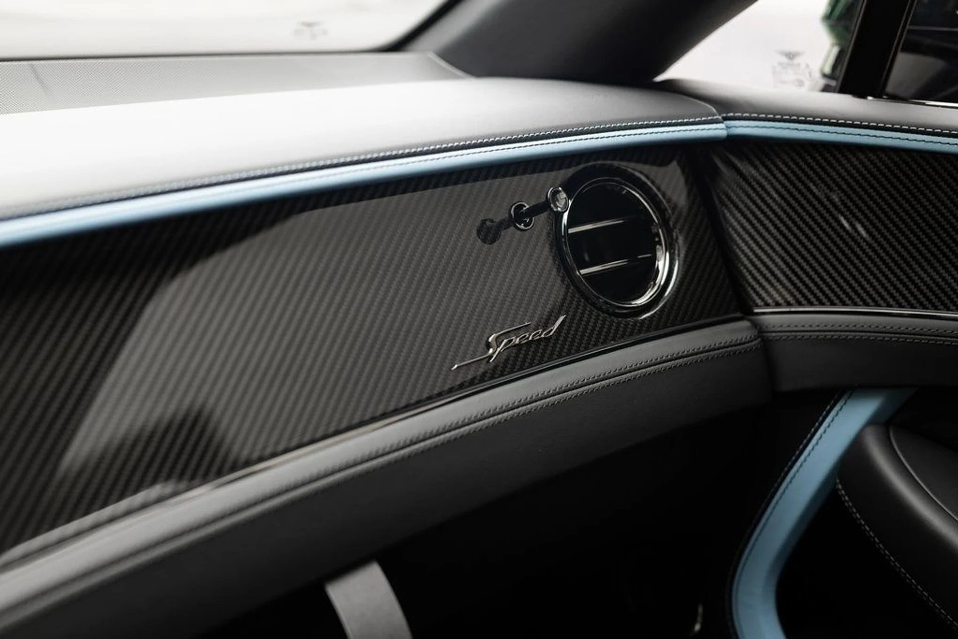 mph016_2229045954_fbdd872e68400c5732439e190a3aed4cx_d21c81309f