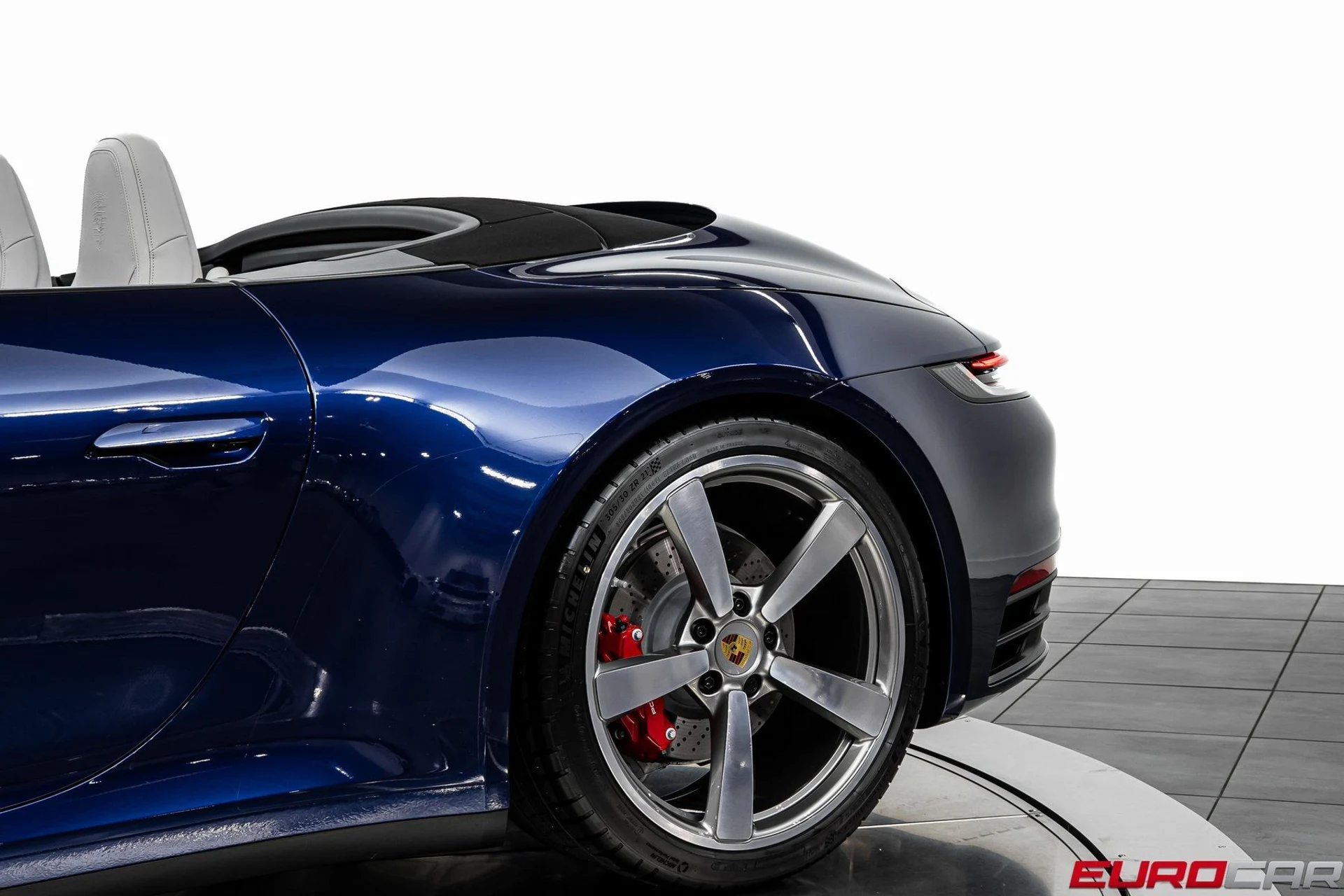 mph016_2232695878_image_17_d9101358ff