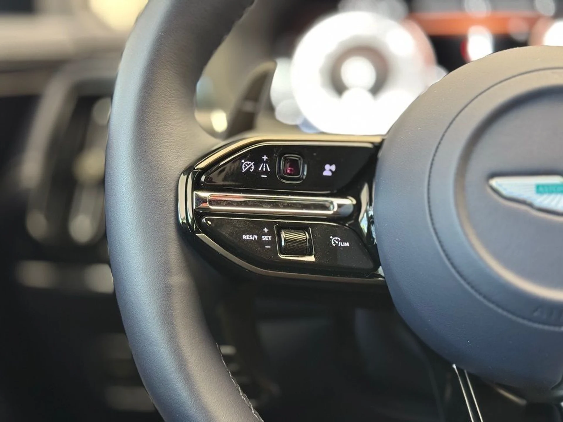 mph016_2232822356_tepb1529het1asx8awcny62pg0mq_10b11e95e8