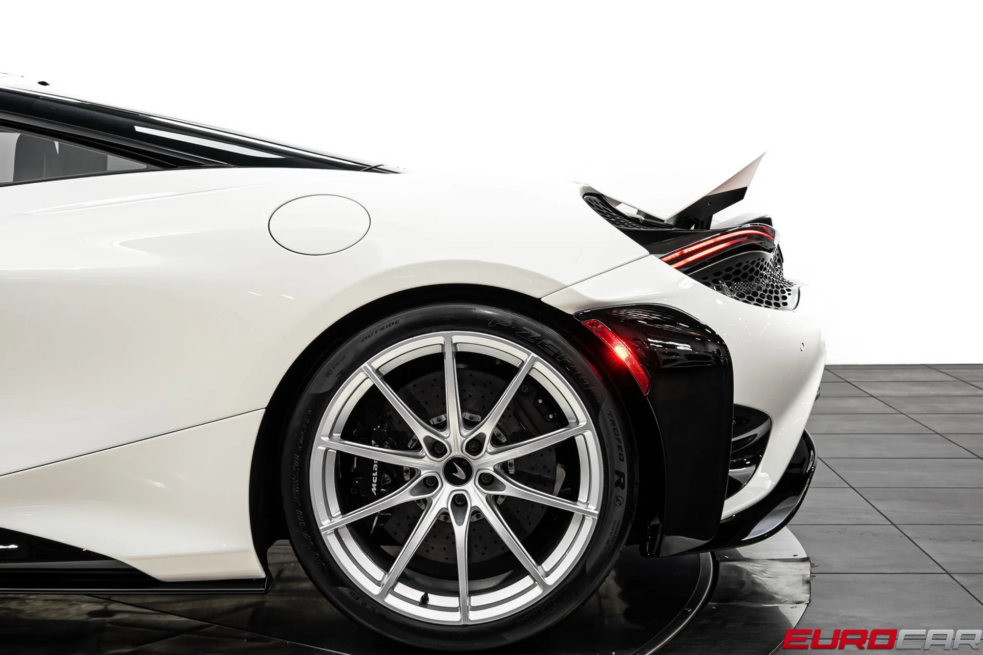 mph016_223372259_c6eacb9f_dc48_4338_baeb_669a5c2c105a_0181eb85ea