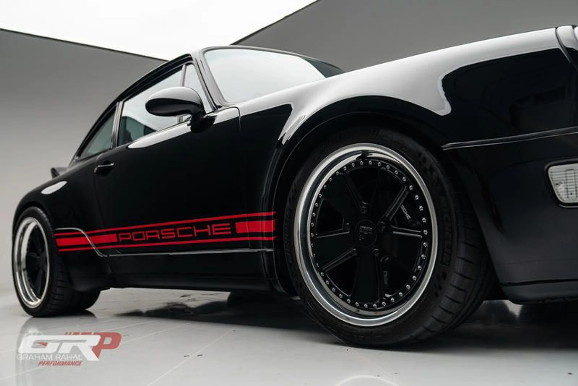 mph016_2234885914_09_CB_0300_6_AF_0_49_B2_BD_37_610_DF_9965162_2126178d44